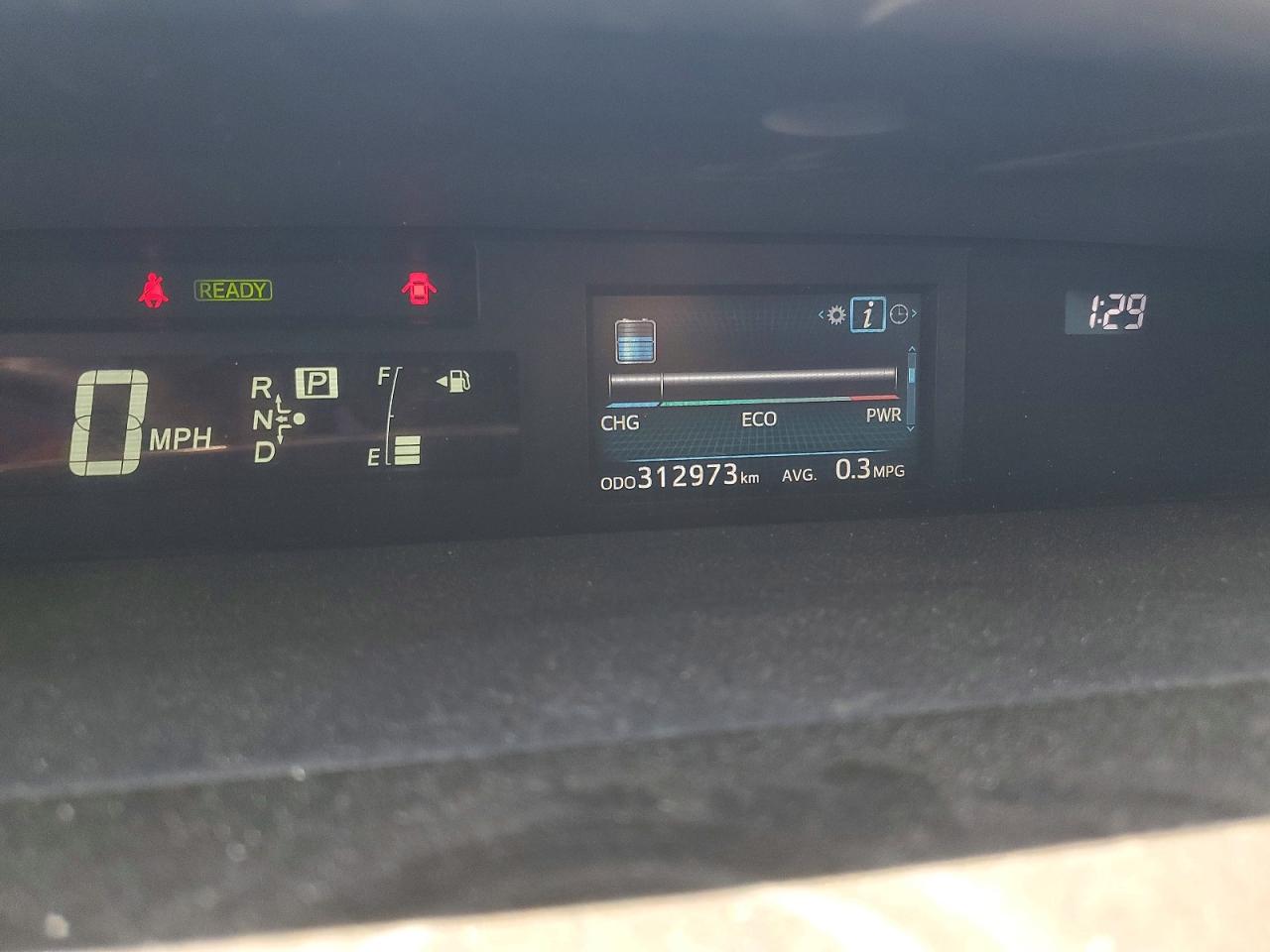2015 Toyota Prius V Two White vin: JTDZN3EU7FJ019976
