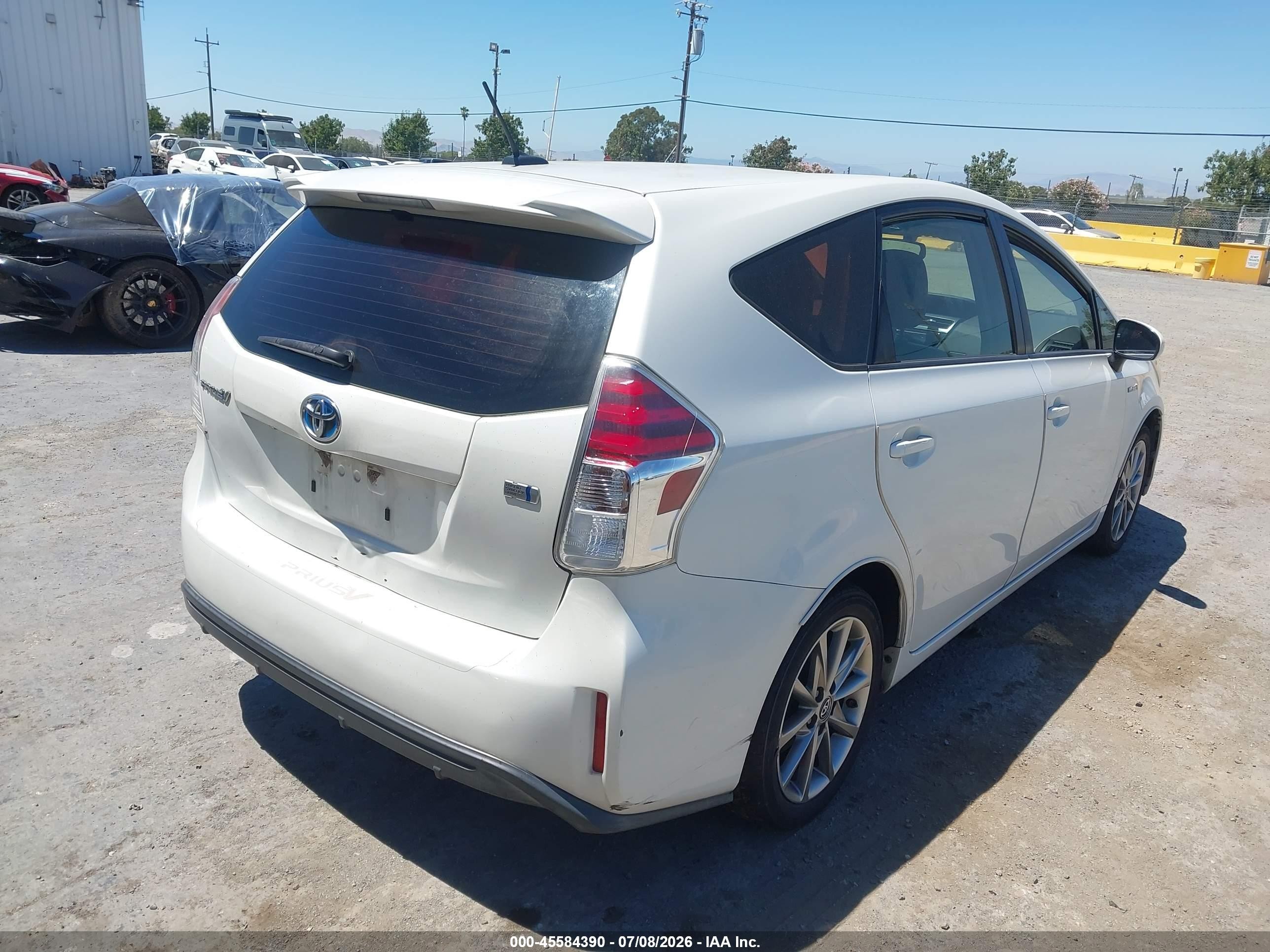2015 Toyota Prius V Five Белый vin: JTDZN3EU7FJ037779