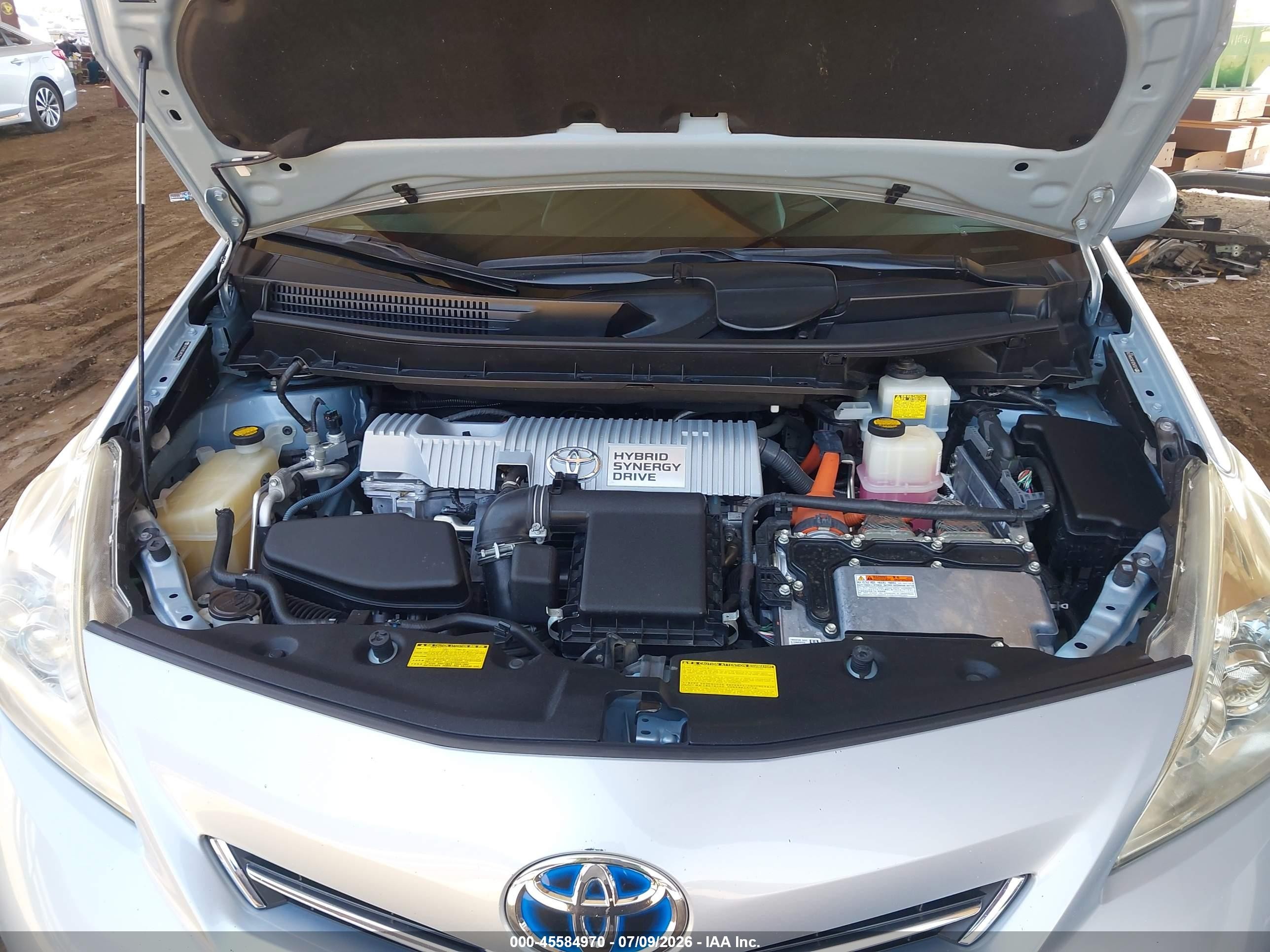 2012 Toyota Prius V Five Silver vin: JTDZN3EU8C3046734