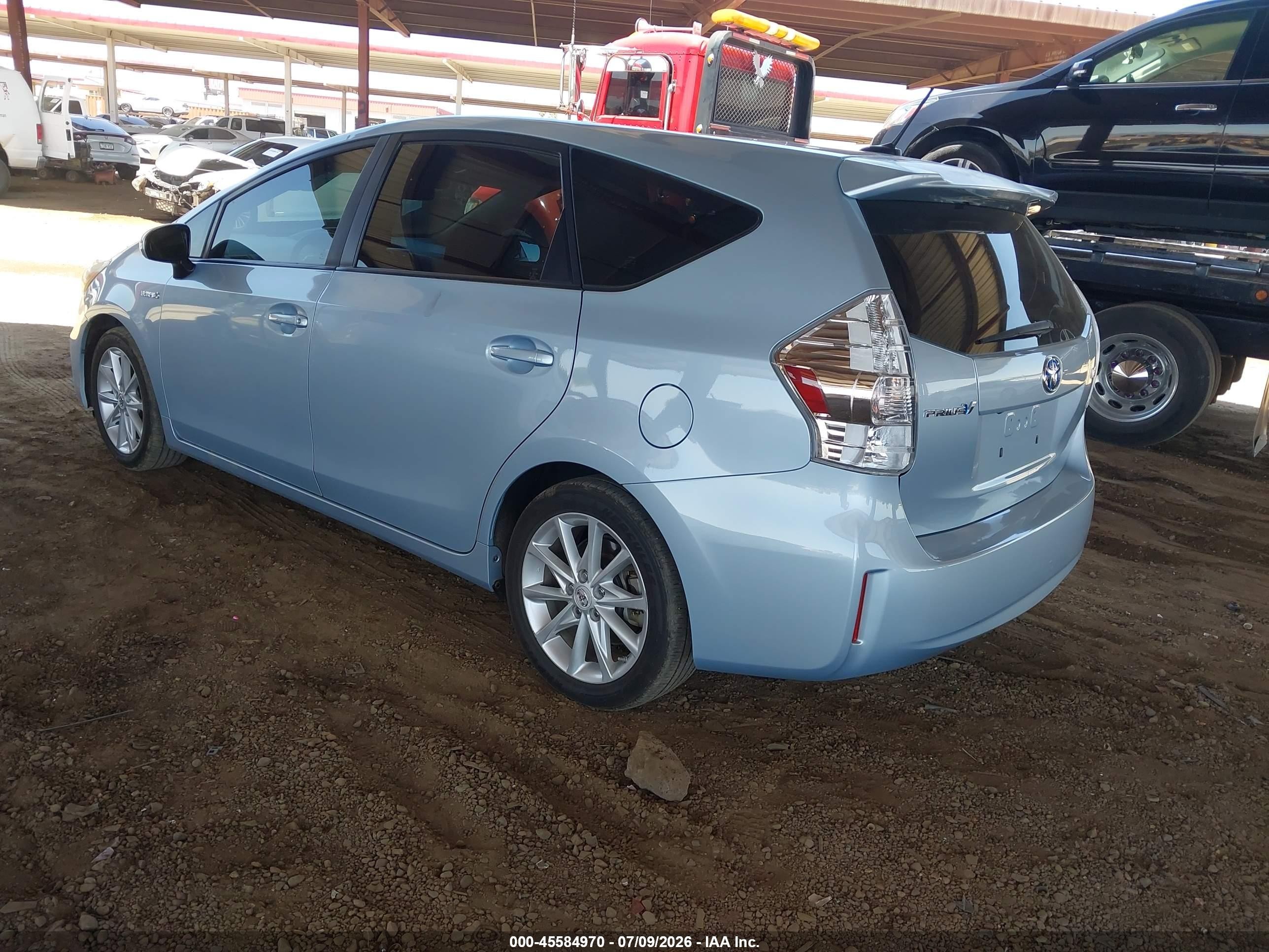 2012 Toyota Prius V Five Silver vin: JTDZN3EU8C3046734
