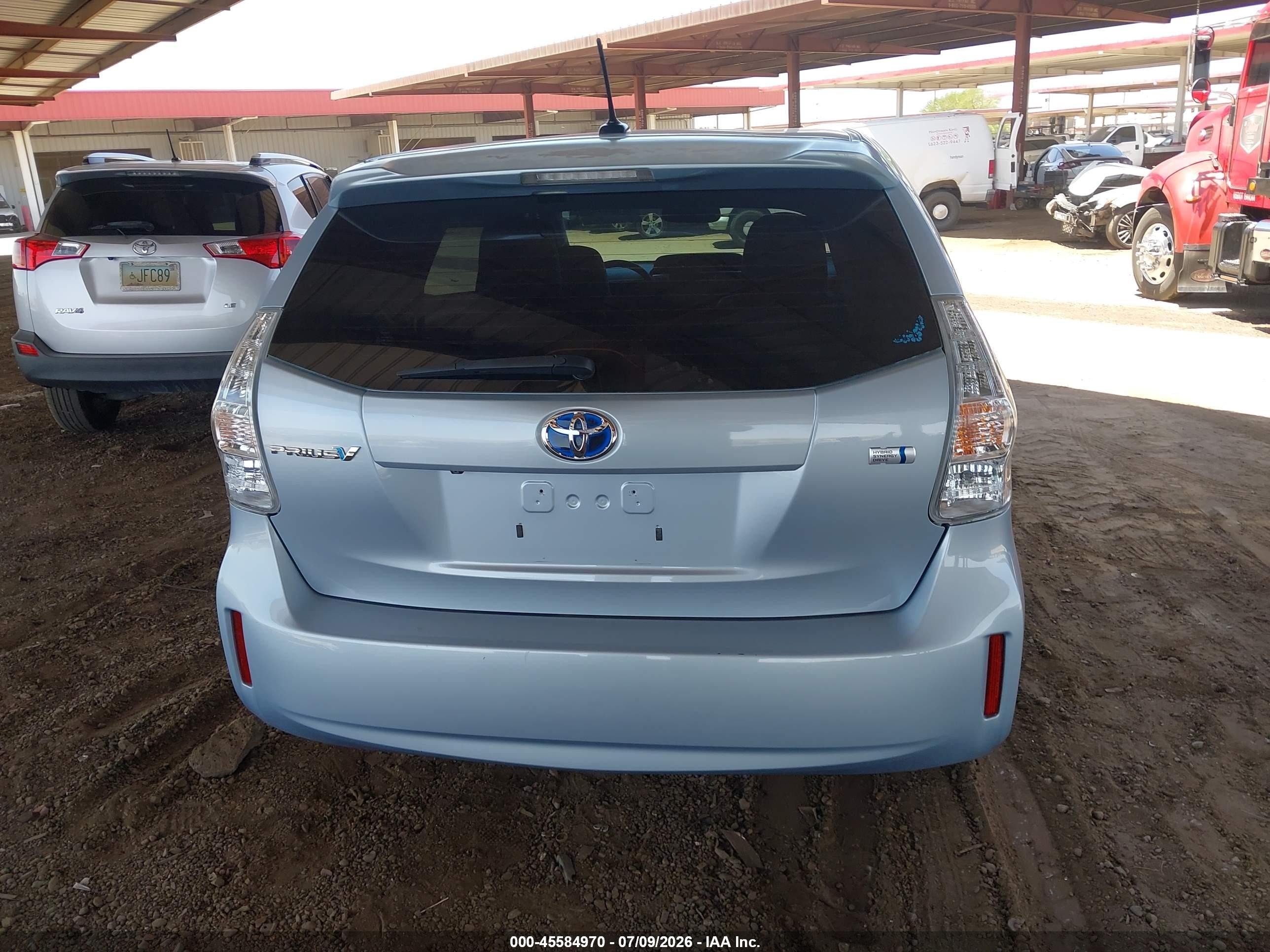 2012 Toyota Prius V Five Silver vin: JTDZN3EU8C3046734
