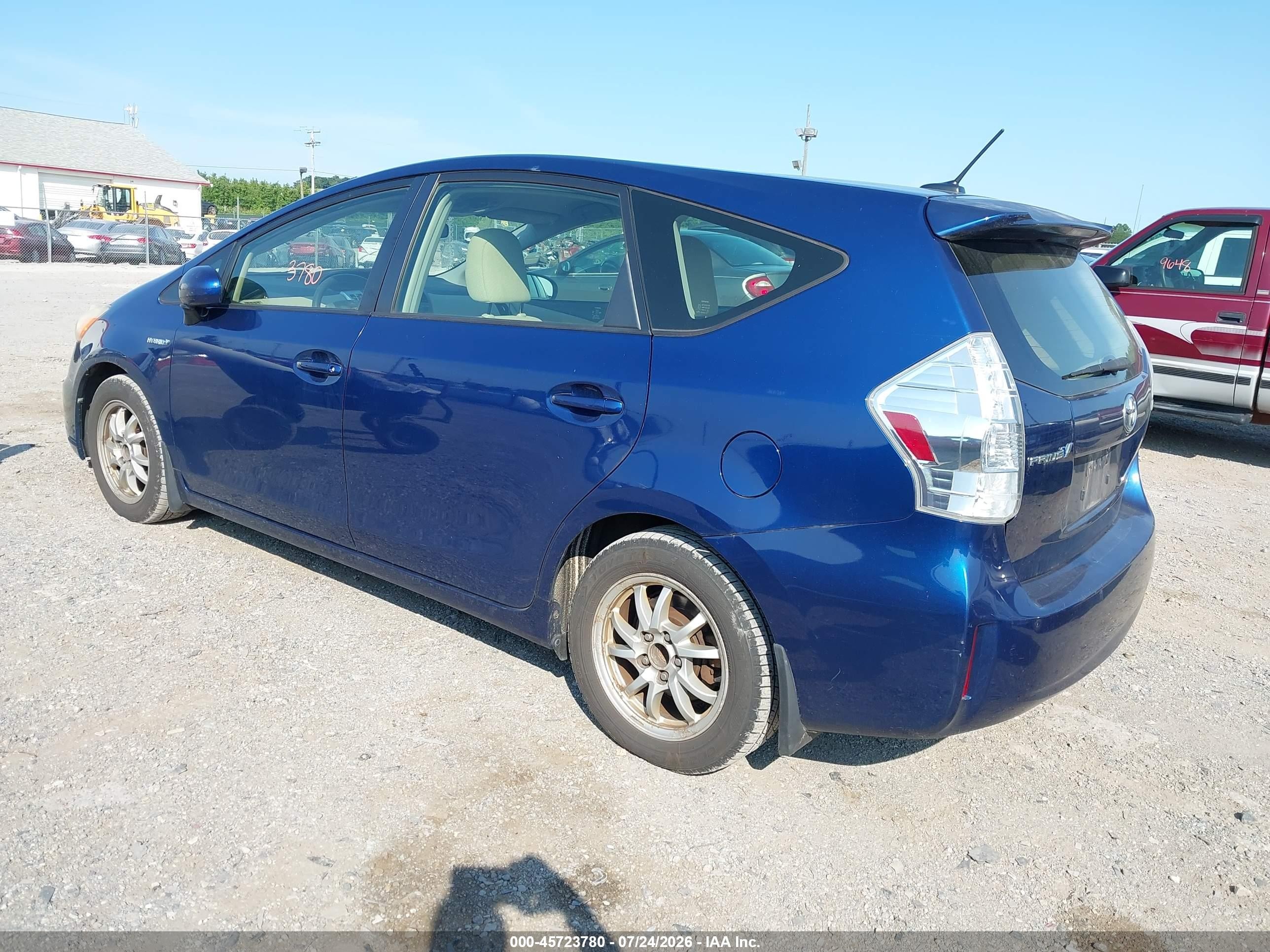 2012 Toyota Prius V Three Синий vin: JTDZN3EU8C3149300