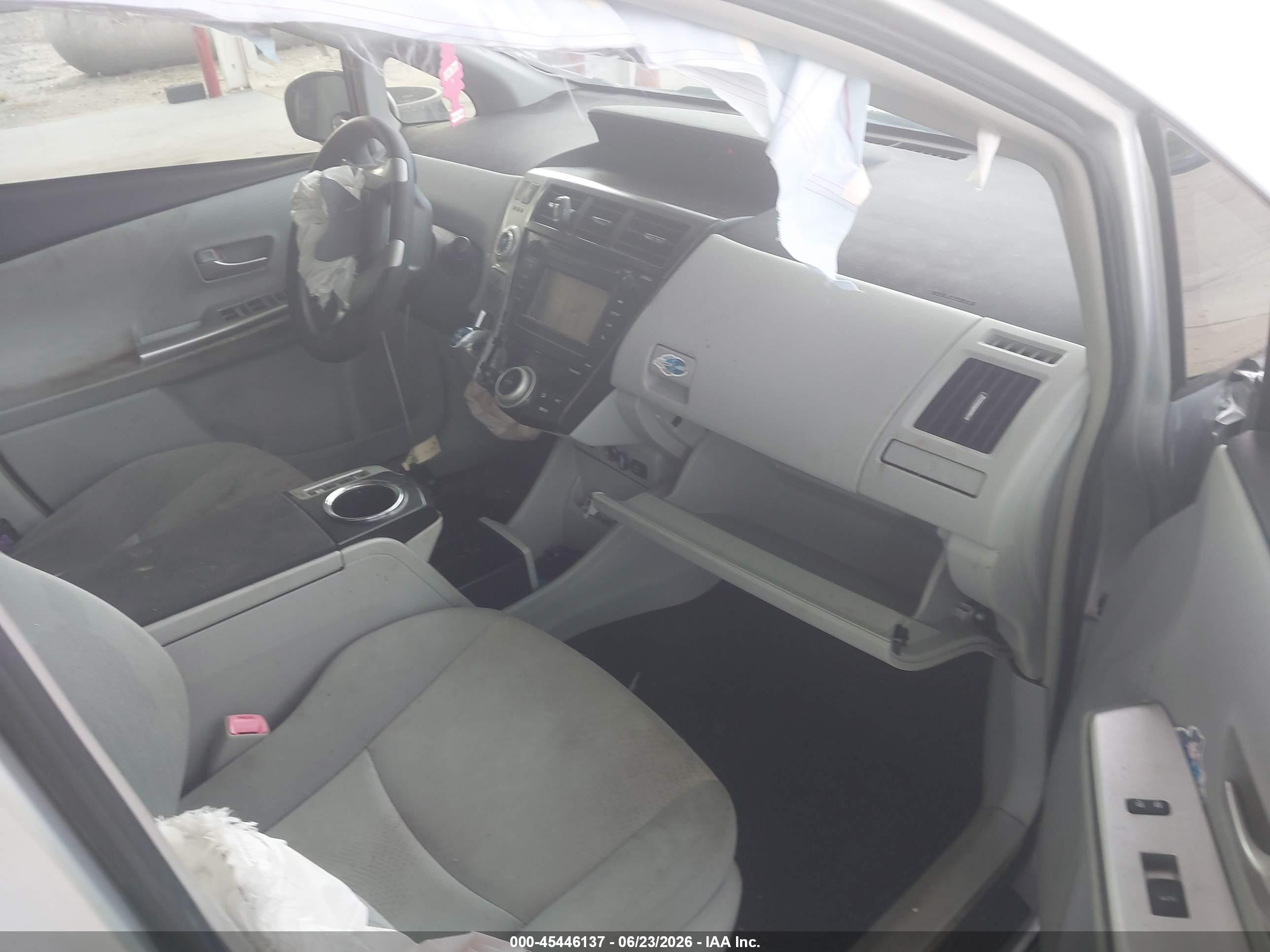 2012 Toyota Prius V Two Silver vin: JTDZN3EU8C3173502