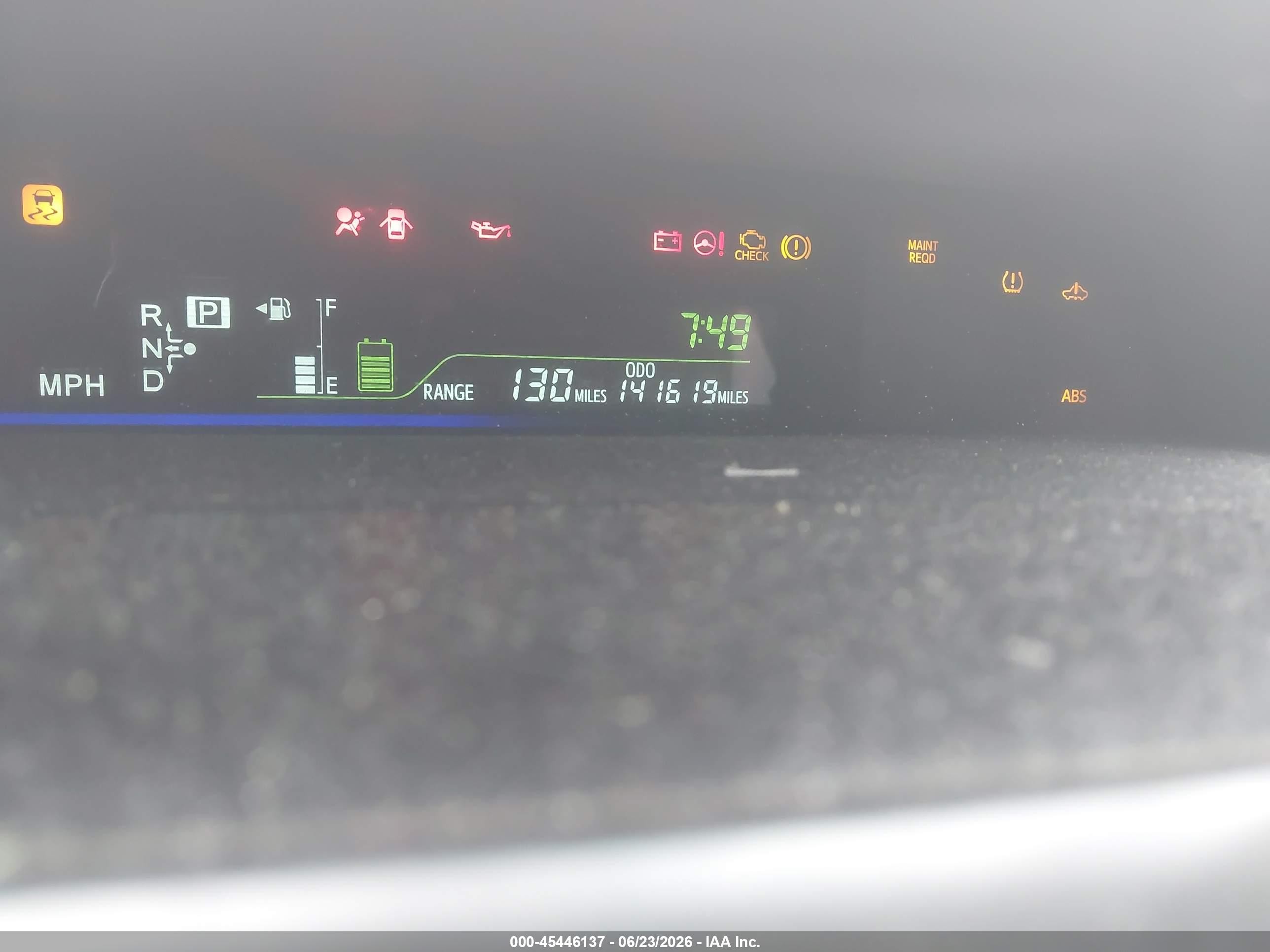 2012 Toyota Prius V Two Silver vin: JTDZN3EU8C3173502