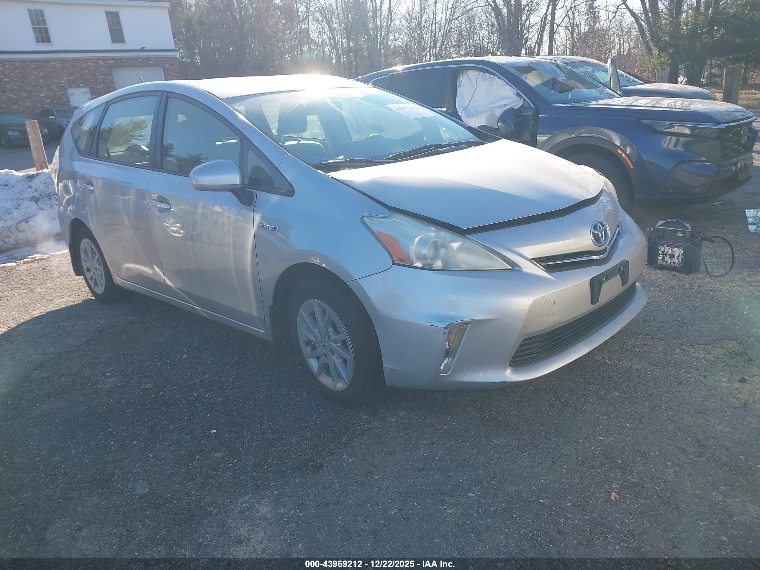2012 Toyota Prius V Two Silver vin: JTDZN3EU8C3176366