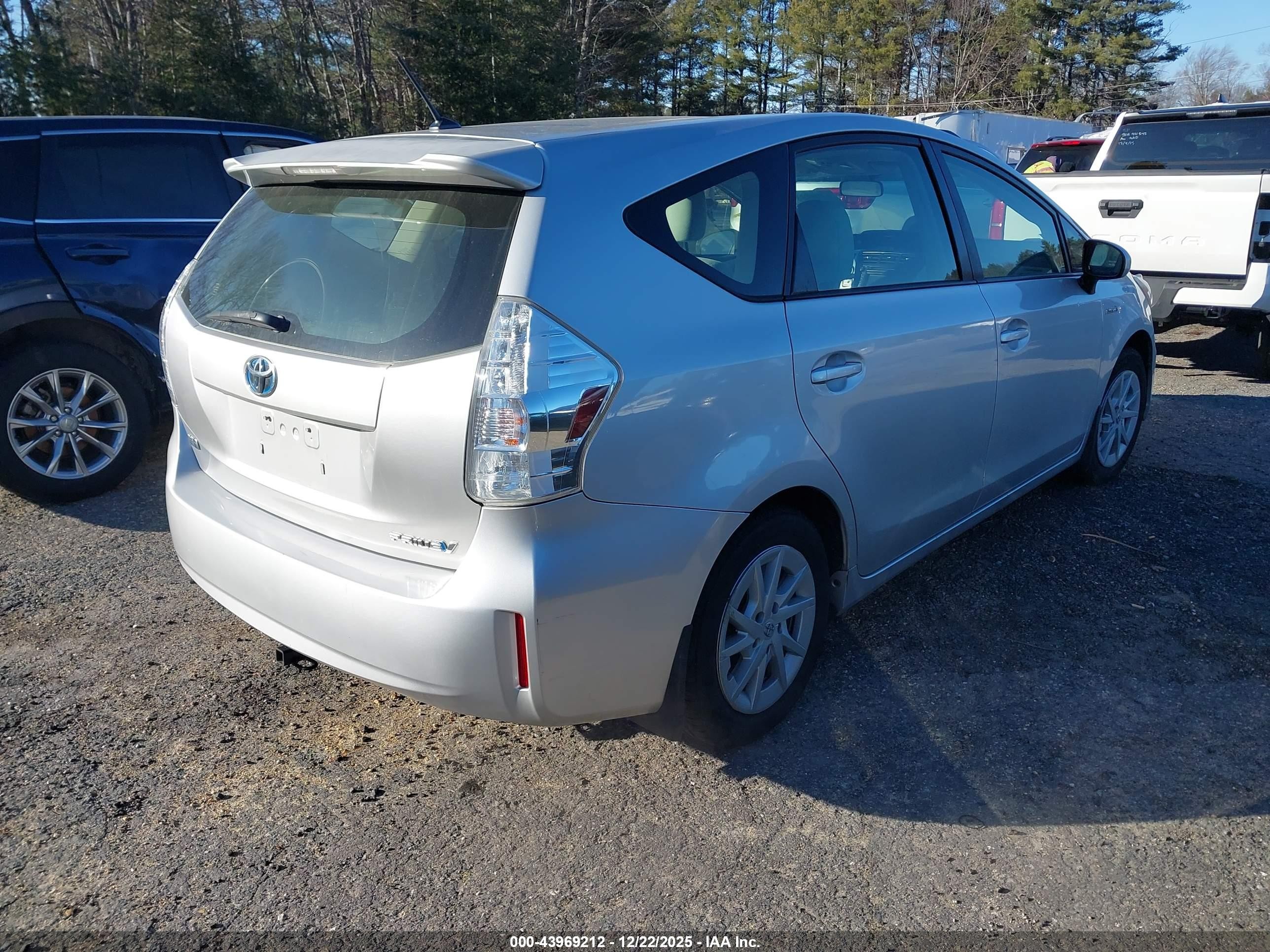 2012 Toyota Prius V Two Silver vin: JTDZN3EU8C3176366
