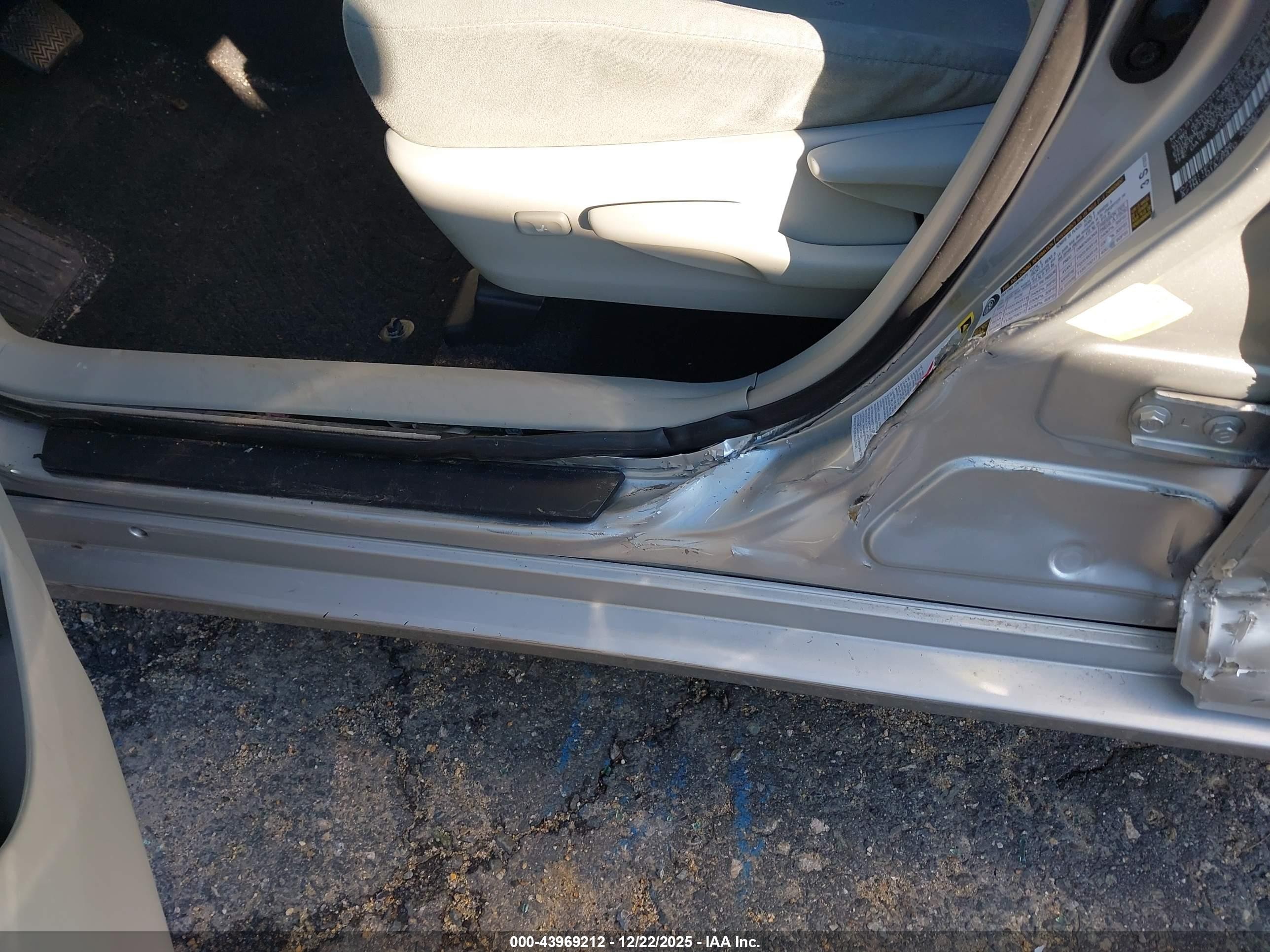2012 Toyota Prius V Two Silver vin: JTDZN3EU8C3176366