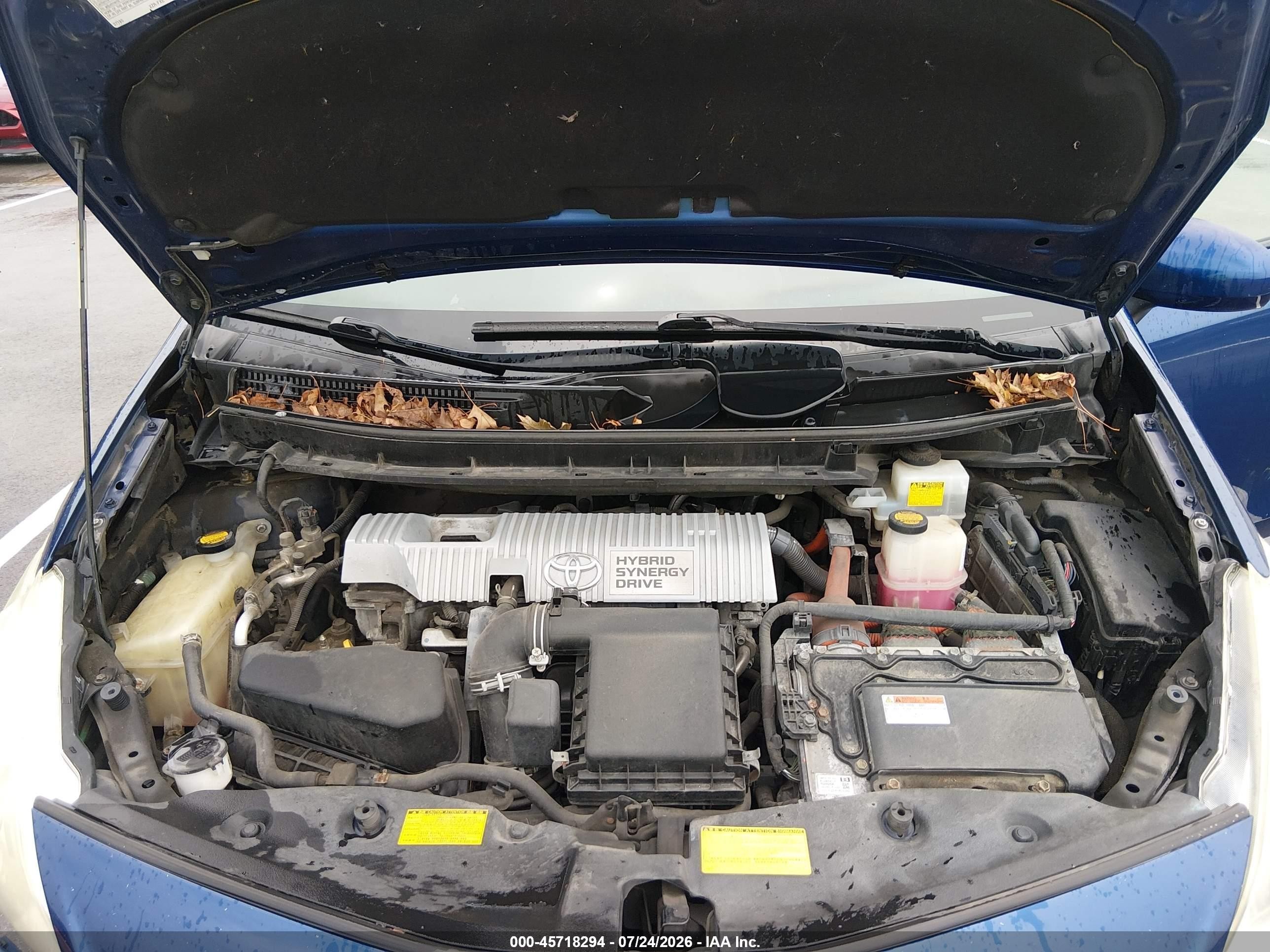 2013 Toyota Prius V Three Blue vin: JTDZN3EU8D3213305