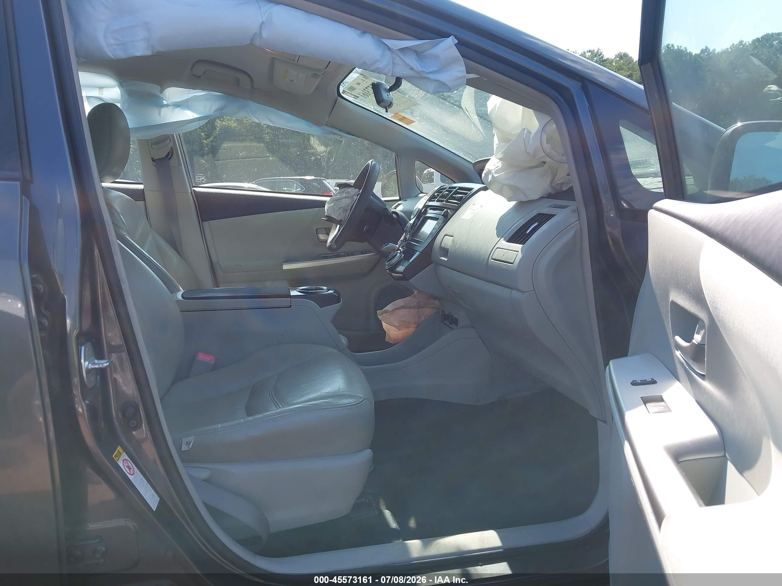 2013 Toyota Prius V Three Gray vin: JTDZN3EU8D3235014