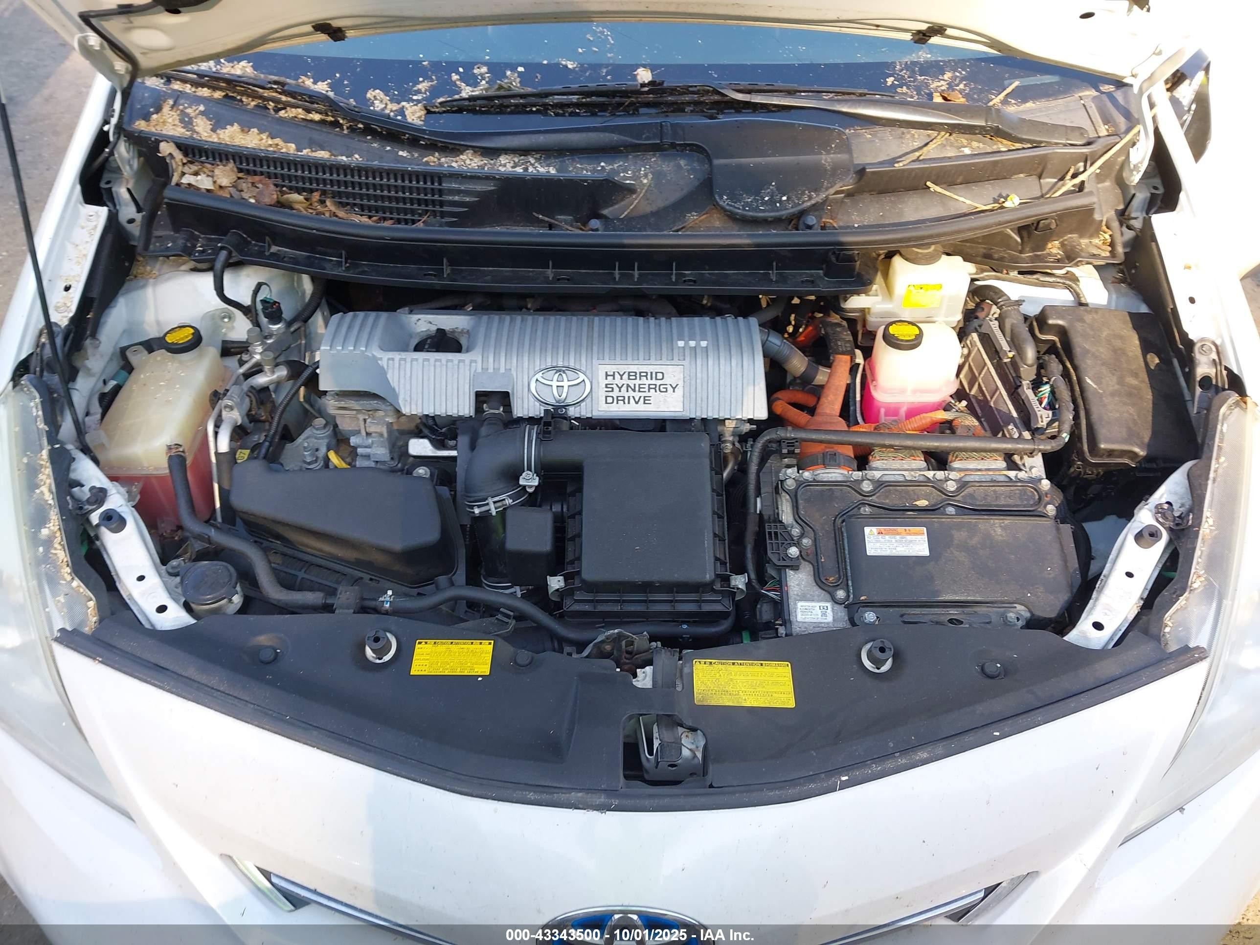 2013 Toyota Prius V Five Белый vin: JTDZN3EU8D3273679