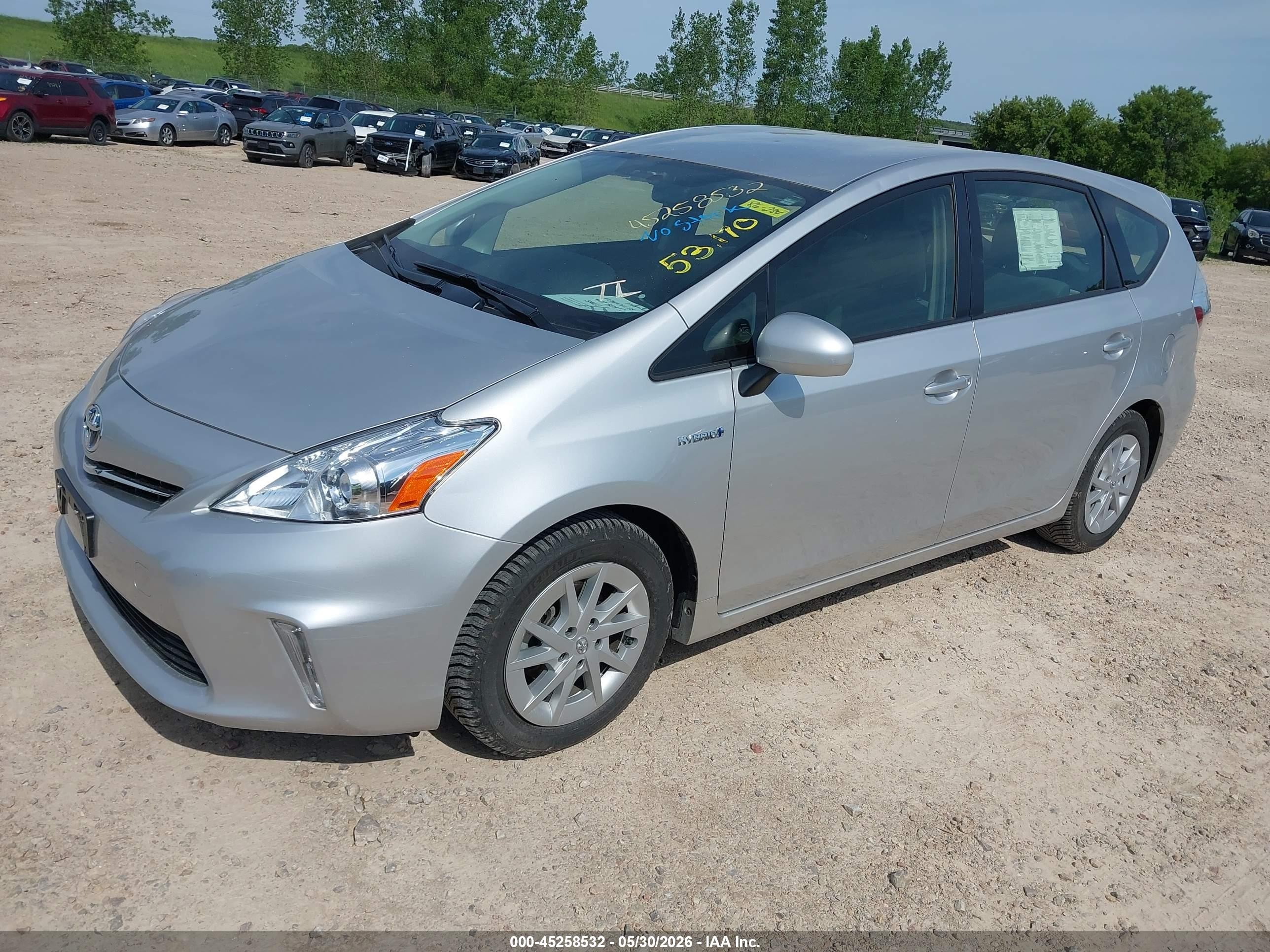 2013 Toyota Prius V Two Silver vin: JTDZN3EU8D3279840