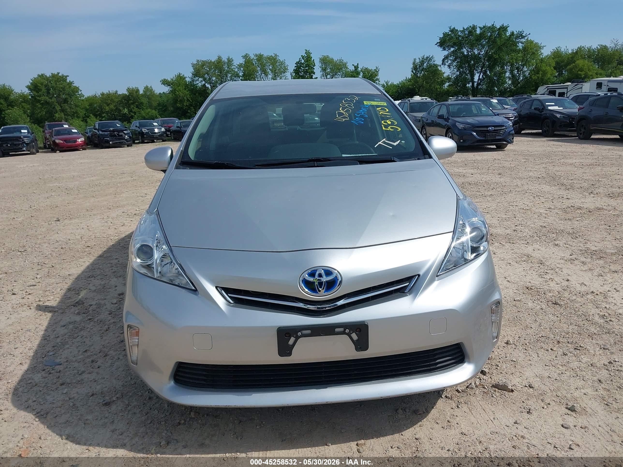 2013 Toyota Prius V Two Silver vin: JTDZN3EU8D3279840