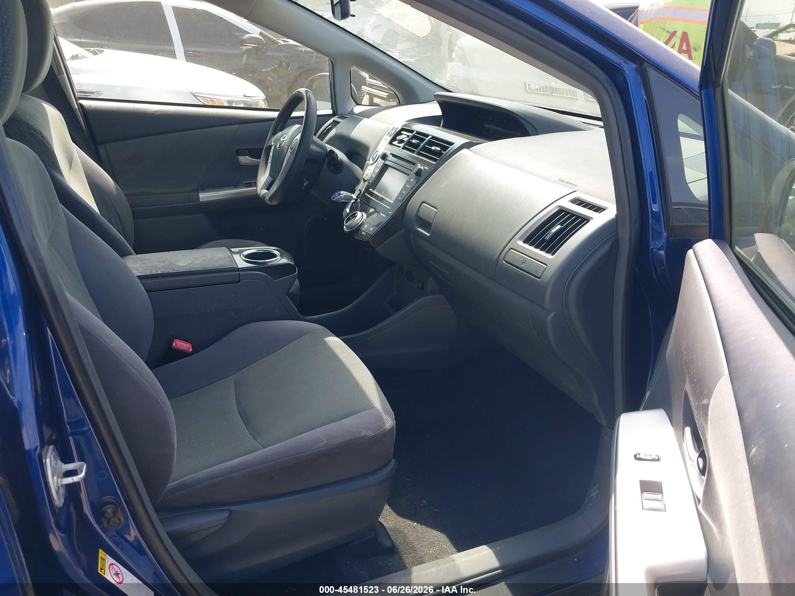 2014 Toyota Prius V Two Blue vin: JTDZN3EU8E3290547