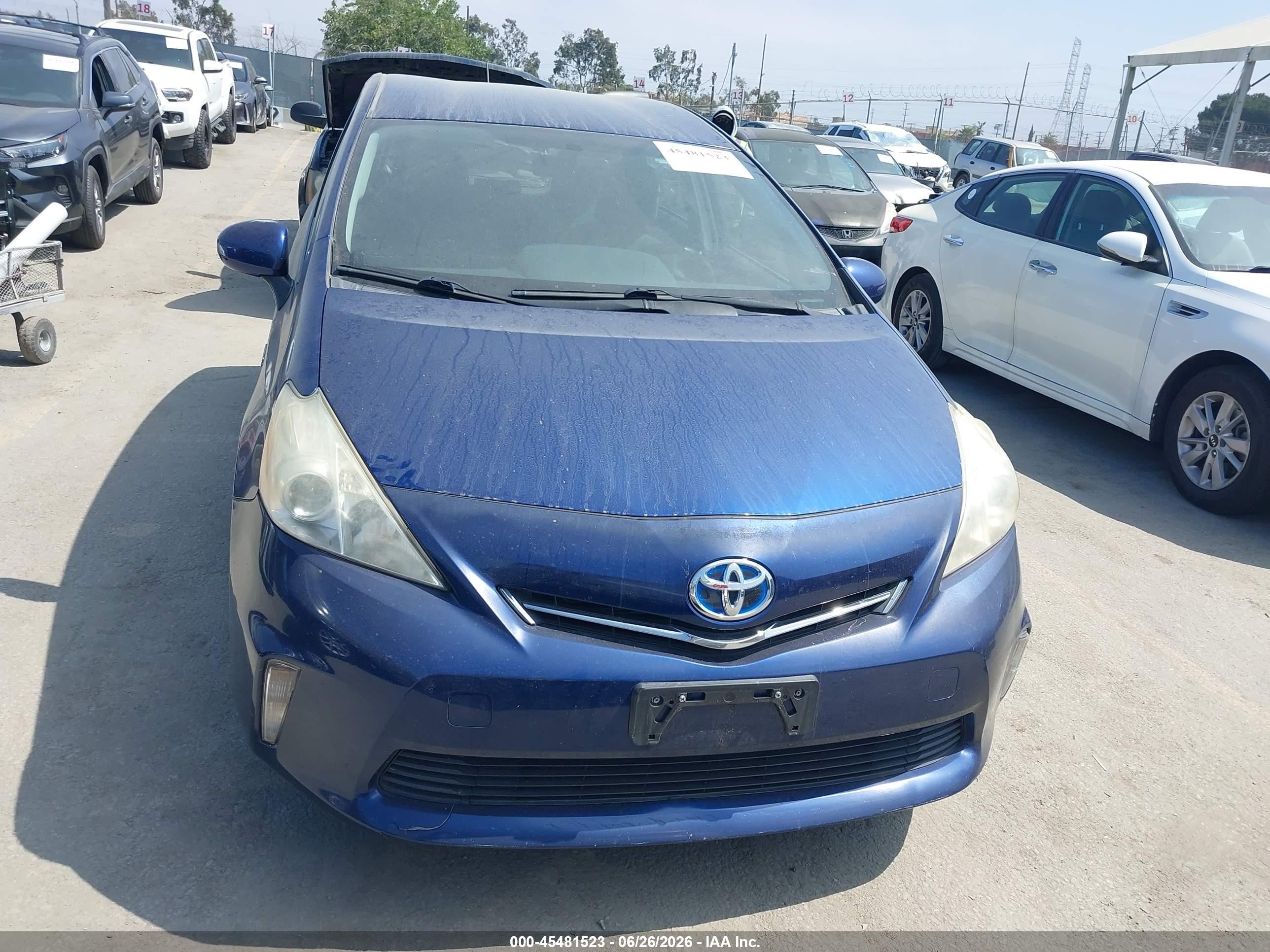 2014 Toyota Prius V Two Blue vin: JTDZN3EU8E3290547
