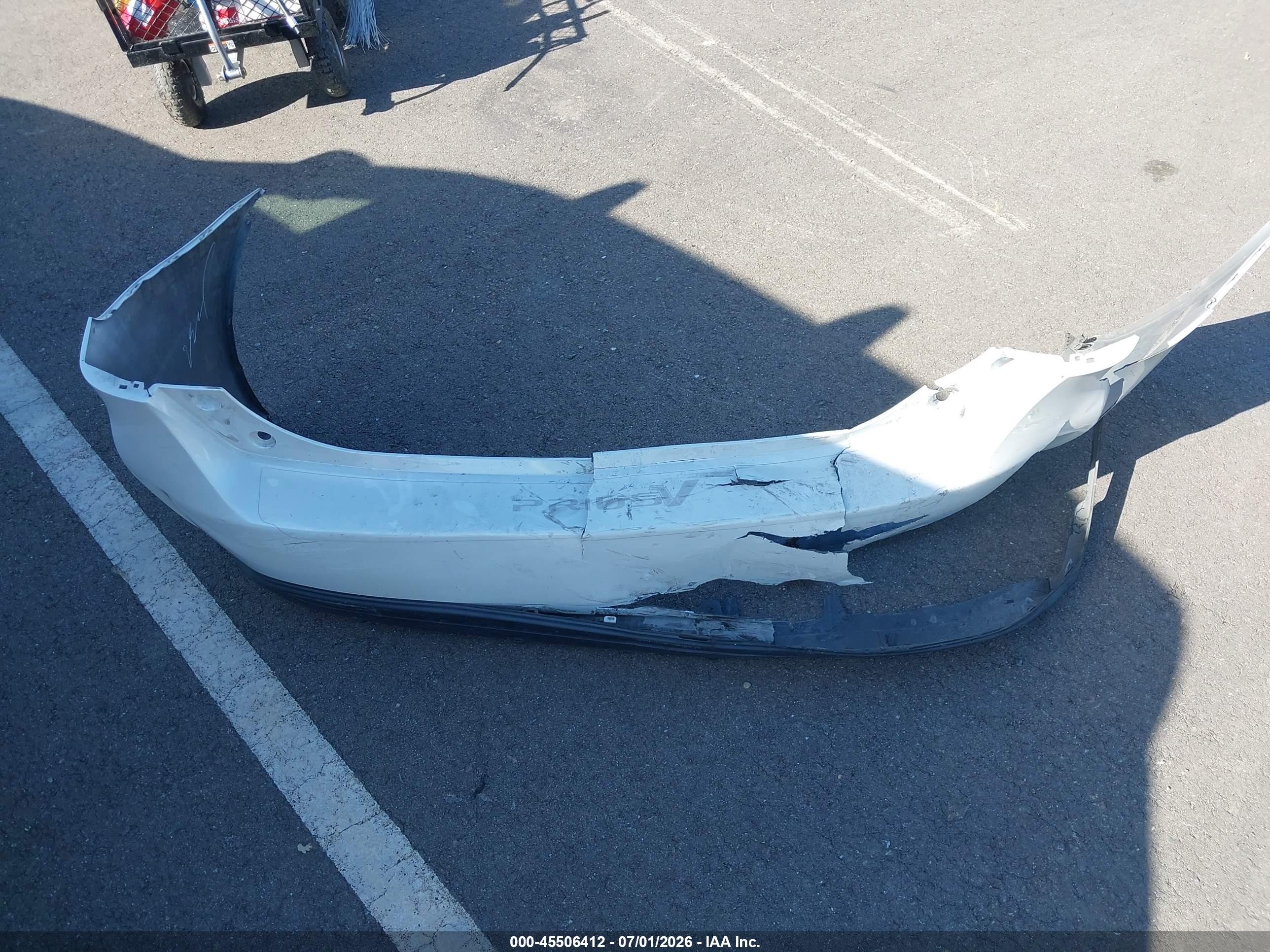 2015 Toyota Prius V Five White vin: JTDZN3EU8FJ020280