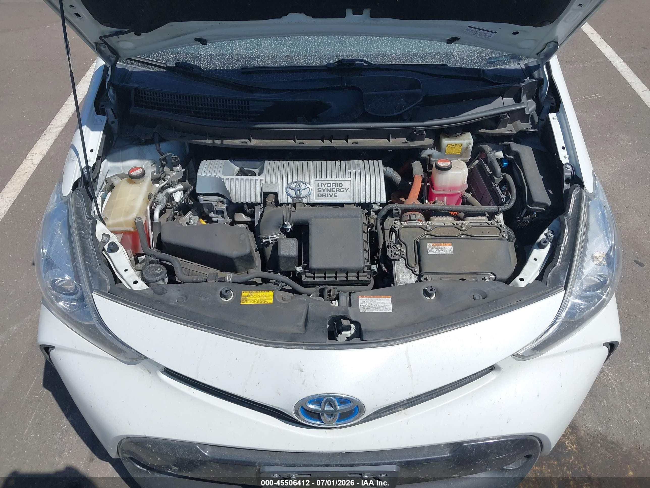 2015 Toyota Prius V Five White vin: JTDZN3EU8FJ020280