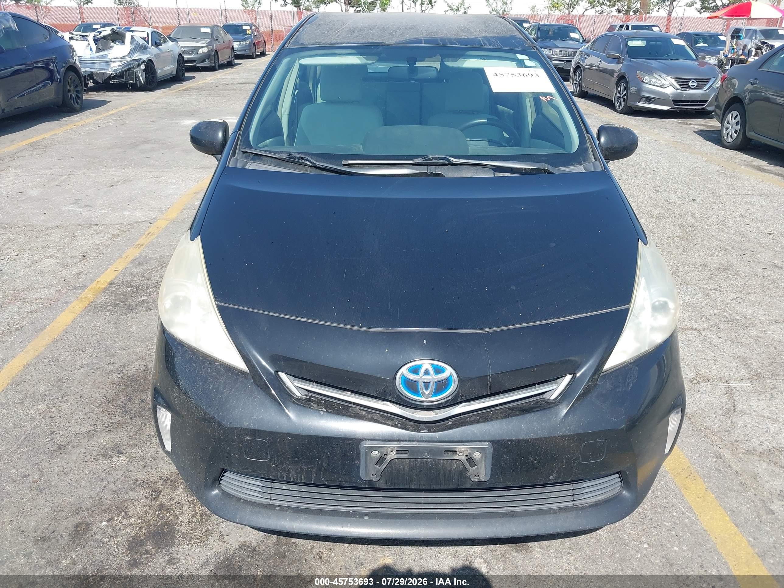 2012 Toyota Prius V Two Черный vin: JTDZN3EU9C3040439