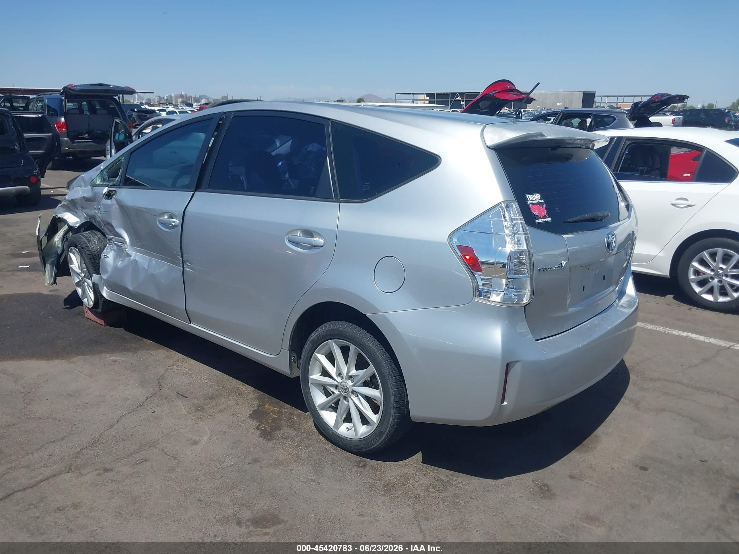 2012 Toyota Prius V Five Silver vin: JTDZN3EU9C3075580