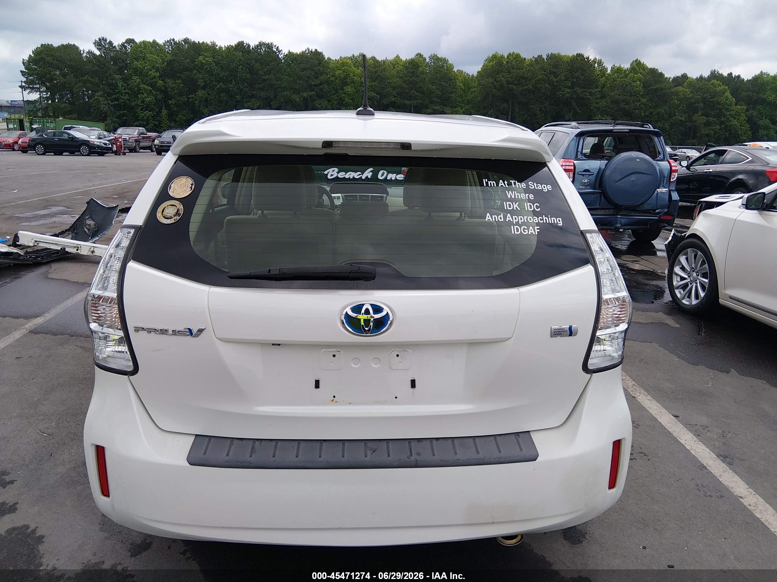 2012 Toyota Prius V Three White vin: JTDZN3EU9C3113504