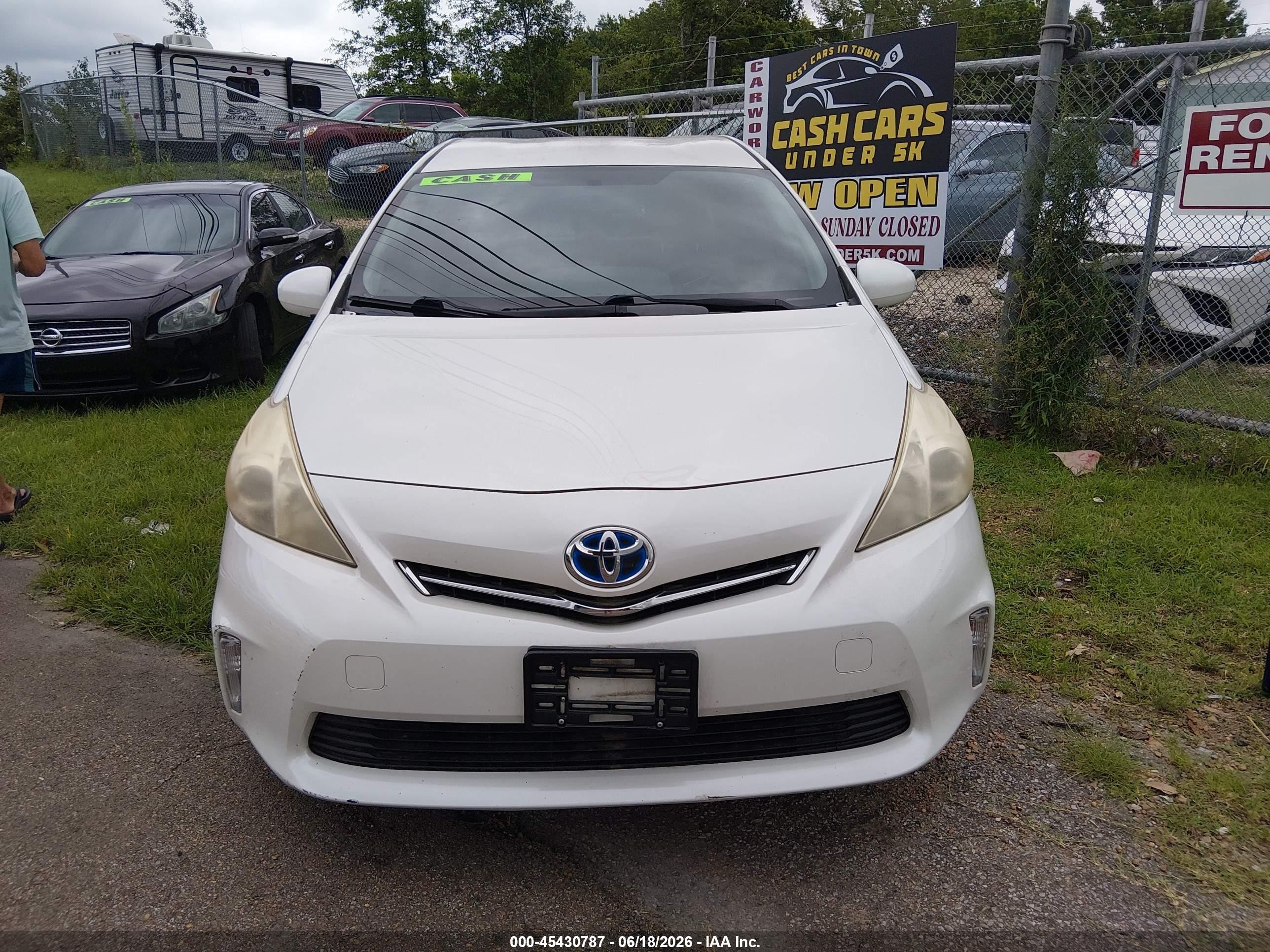 2012 Toyota Prius V Three White vin: JTDZN3EU9C3149919