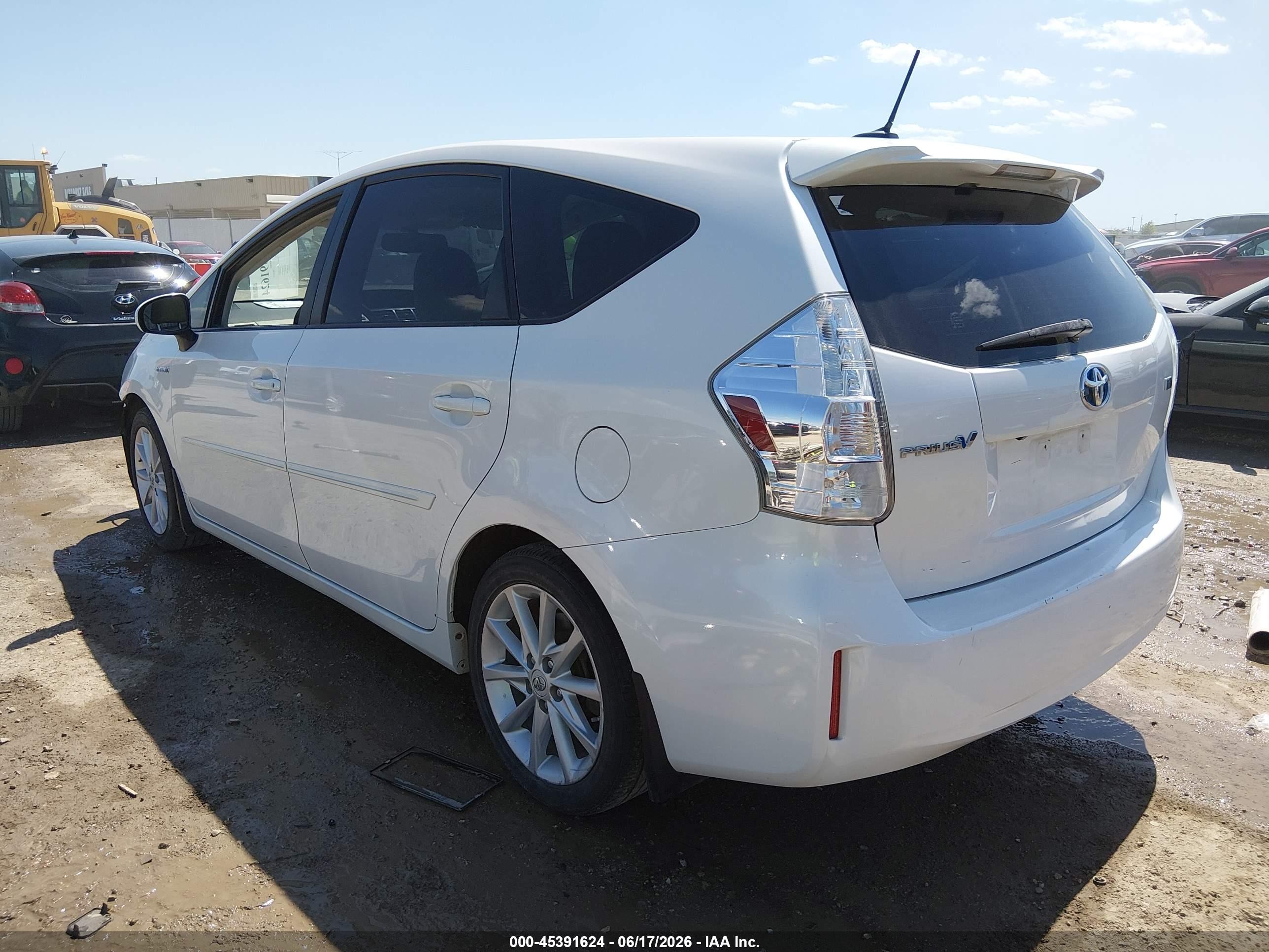 2013 Toyota Prius V Five White vin: JTDZN3EU9D3201843