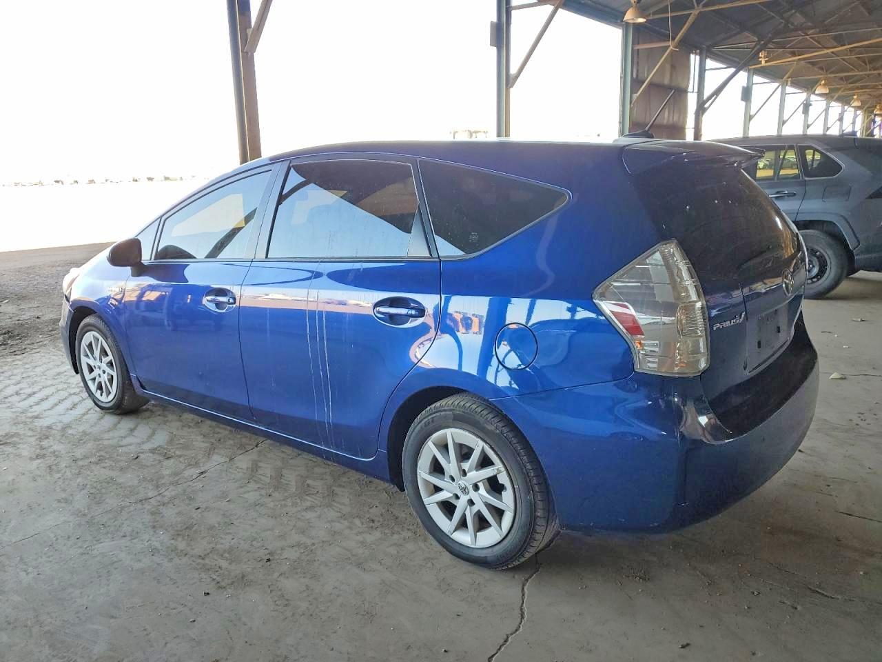 2013 Toyota Prius V Three Blue vin: JTDZN3EU9D3204645