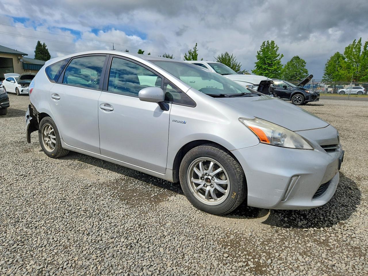 2013 Toyota Prius V Three Серый vin: JTDZN3EU9D3223437
