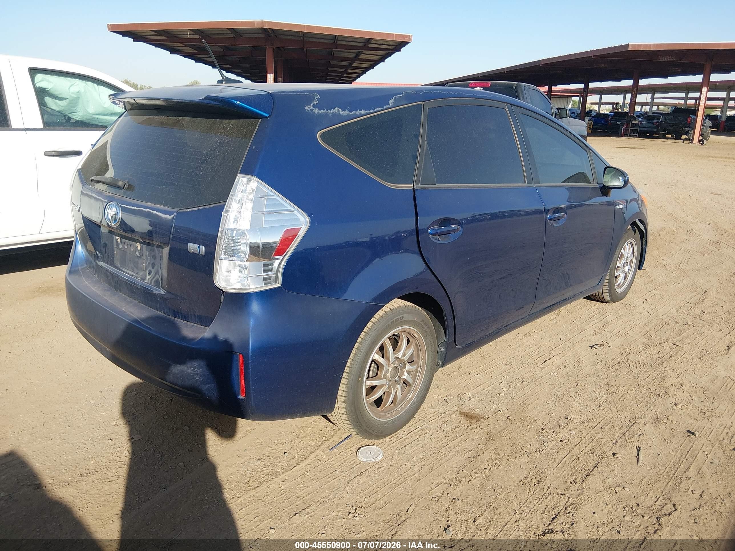 2013 Toyota Prius V Three Blue vin: JTDZN3EU9D3249679