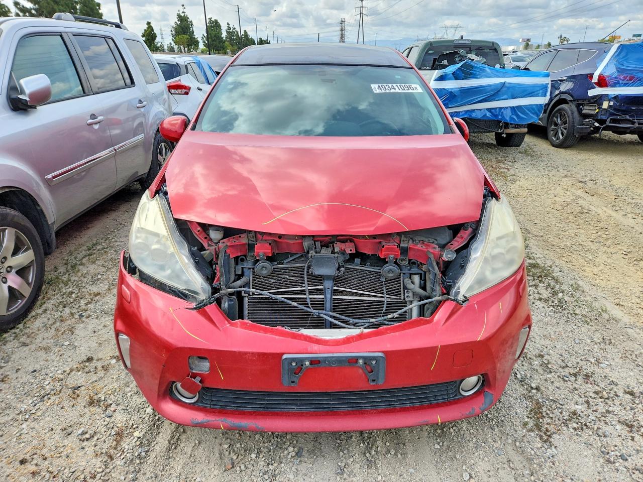 2014 Toyota Prius V Five Red vin: JTDZN3EU9E3295384
