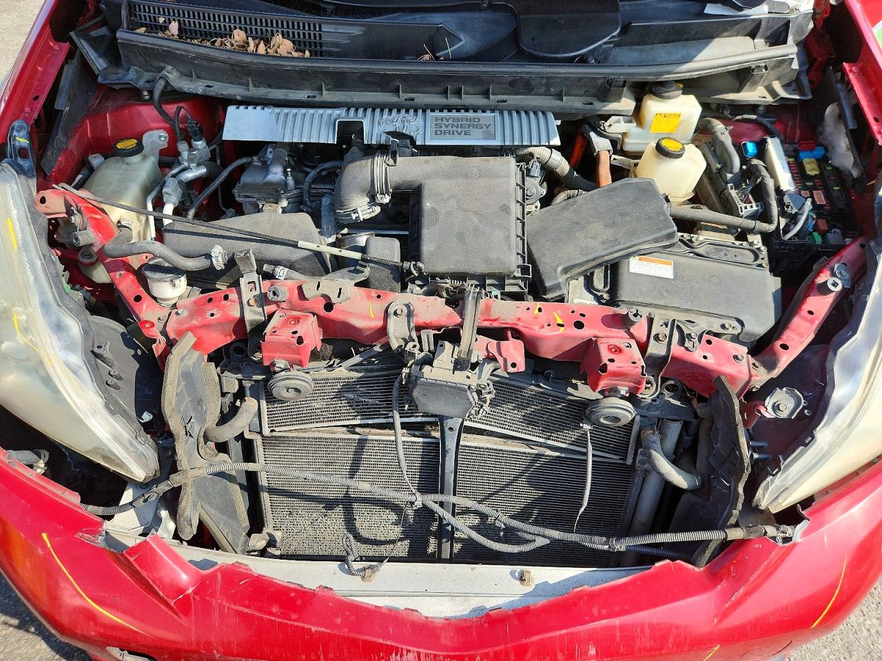 2014 Toyota Prius V Five Red vin: JTDZN3EU9E3295384