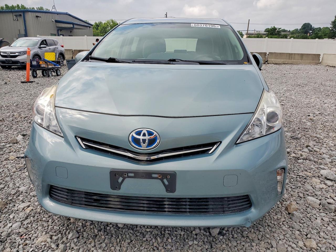 2014 Toyota Prius V Three Бирюзовый vin: JTDZN3EU9EJ008086
