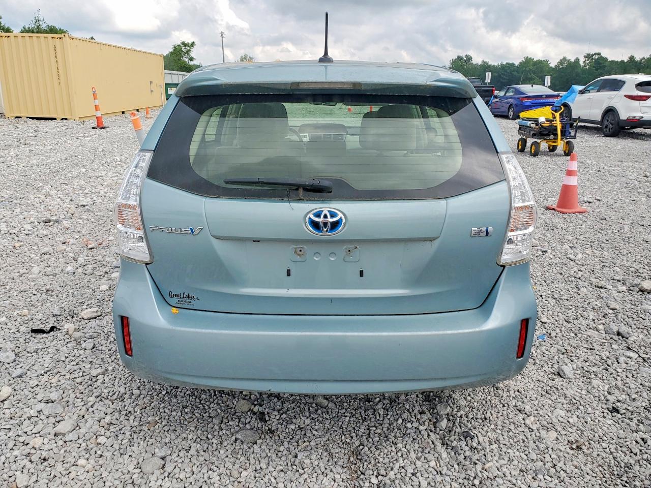 2014 Toyota Prius V Three Бирюзовый vin: JTDZN3EU9EJ008086