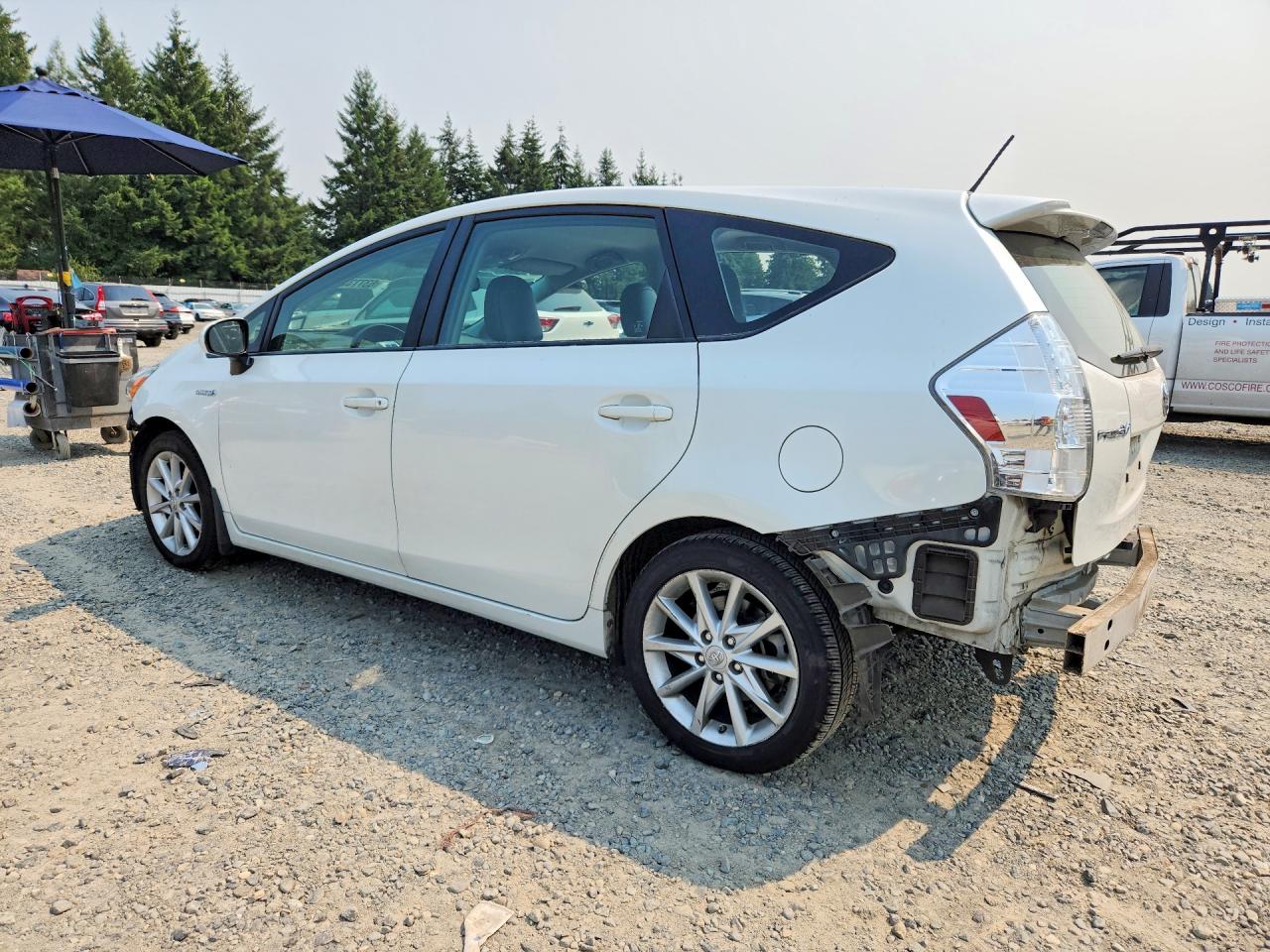 2014 Toyota Prius V Five White vin: JTDZN3EU9EJ010176