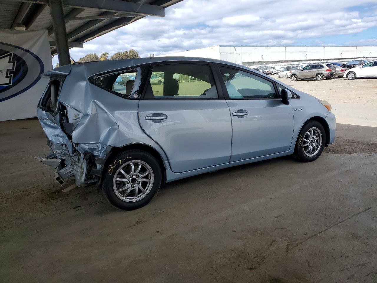2015 Toyota Prius V Four Blue vin: JTDZN3EU9FJ038903