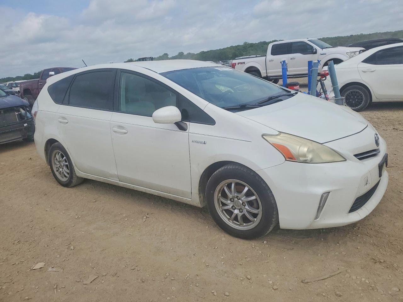 2012 Toyota Prius V Three White vin: JTDZN3EUXC3024119