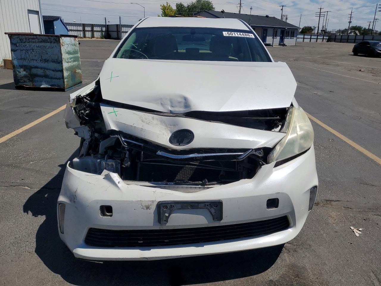 2012 Toyota Prius V Two White vin: JTDZN3EUXC3052194