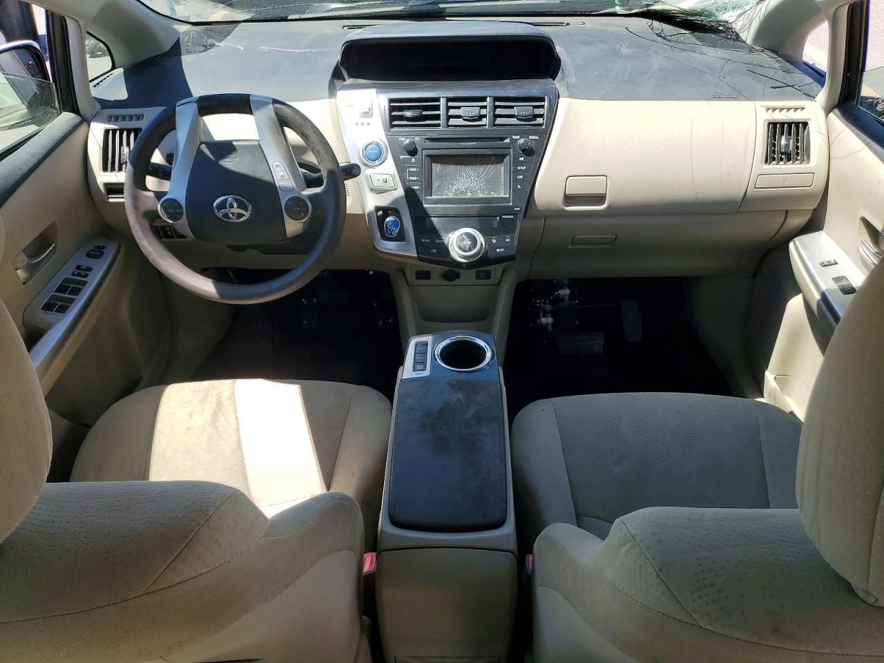 2012 Toyota Prius V Two White vin: JTDZN3EUXC3052194