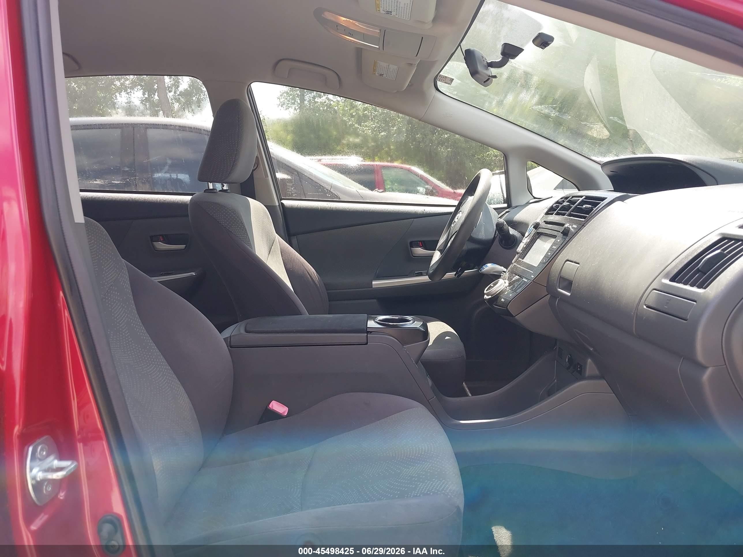 2012 Toyota Prius V Two Red vin: JTDZN3EUXC3109851
