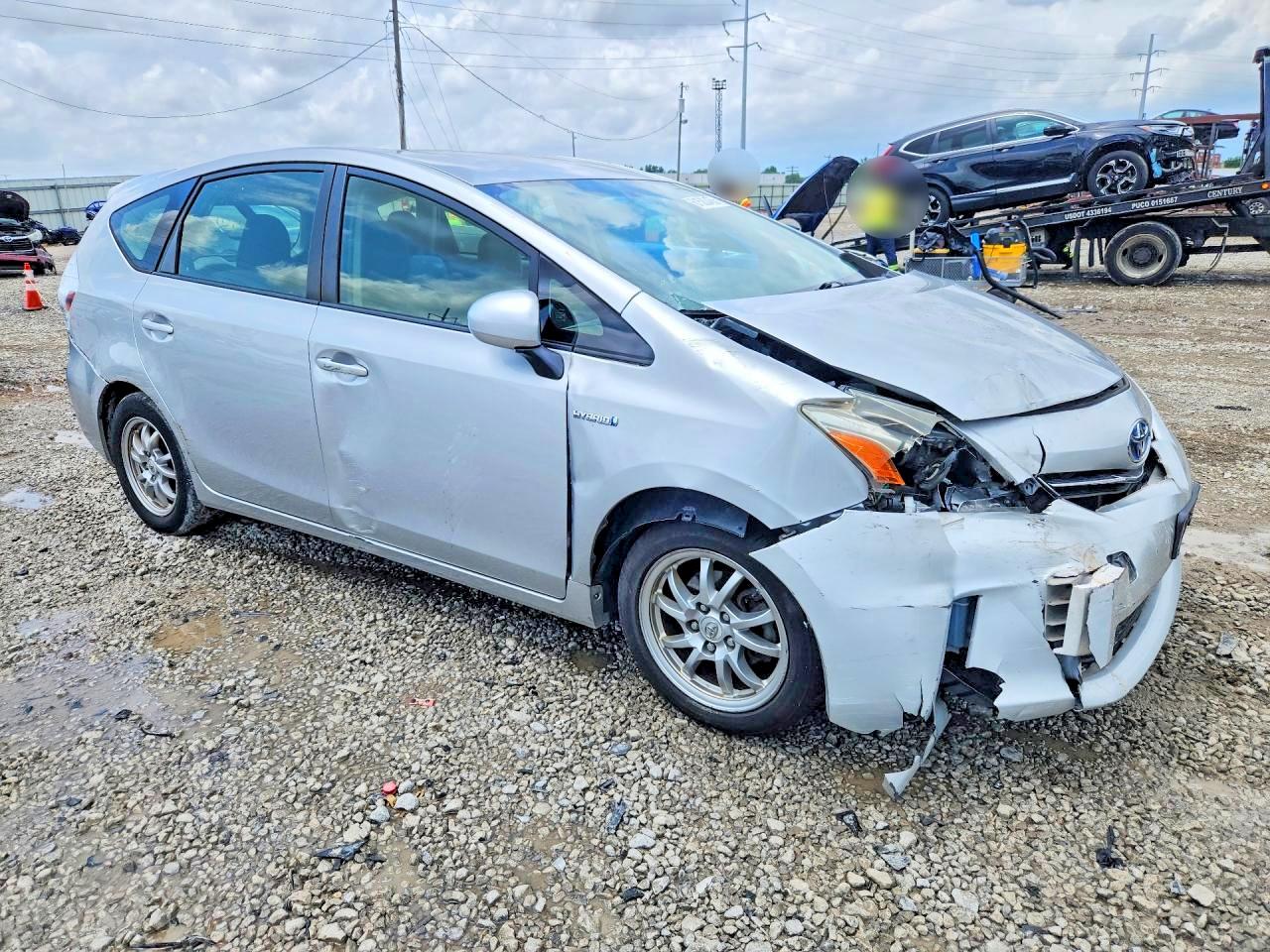 2012 Toyota Prius V Three Silver vin: JTDZN3EUXC3162159