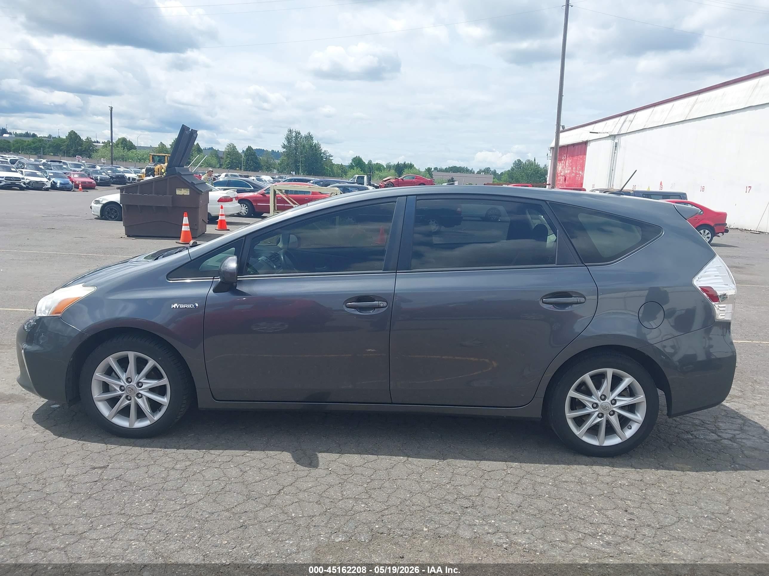 2012 Toyota Prius V Five Gray vin: JTDZN3EUXC3166132