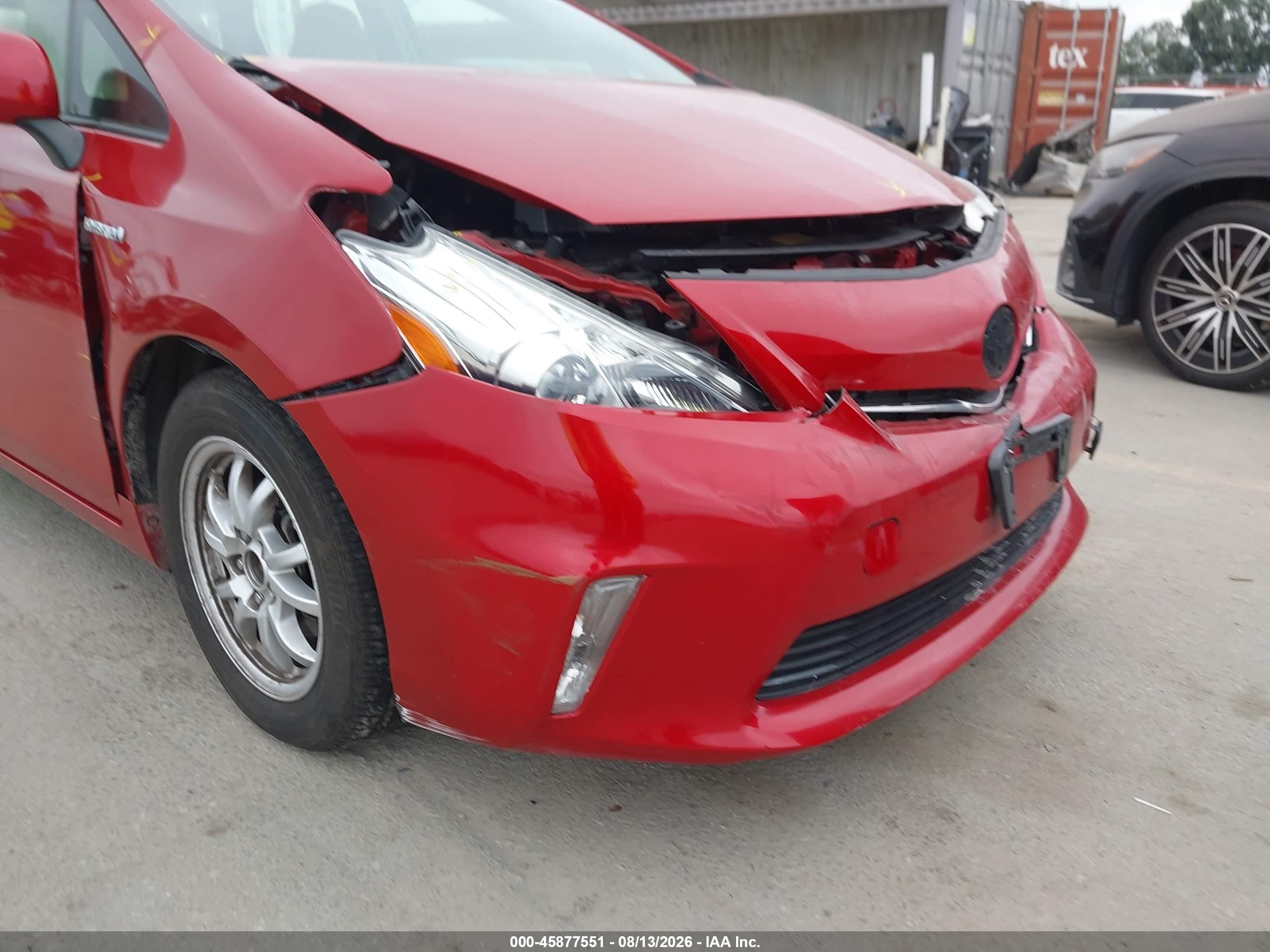 2013 Toyota Prius V Three Red vin: JTDZN3EUXD3194207