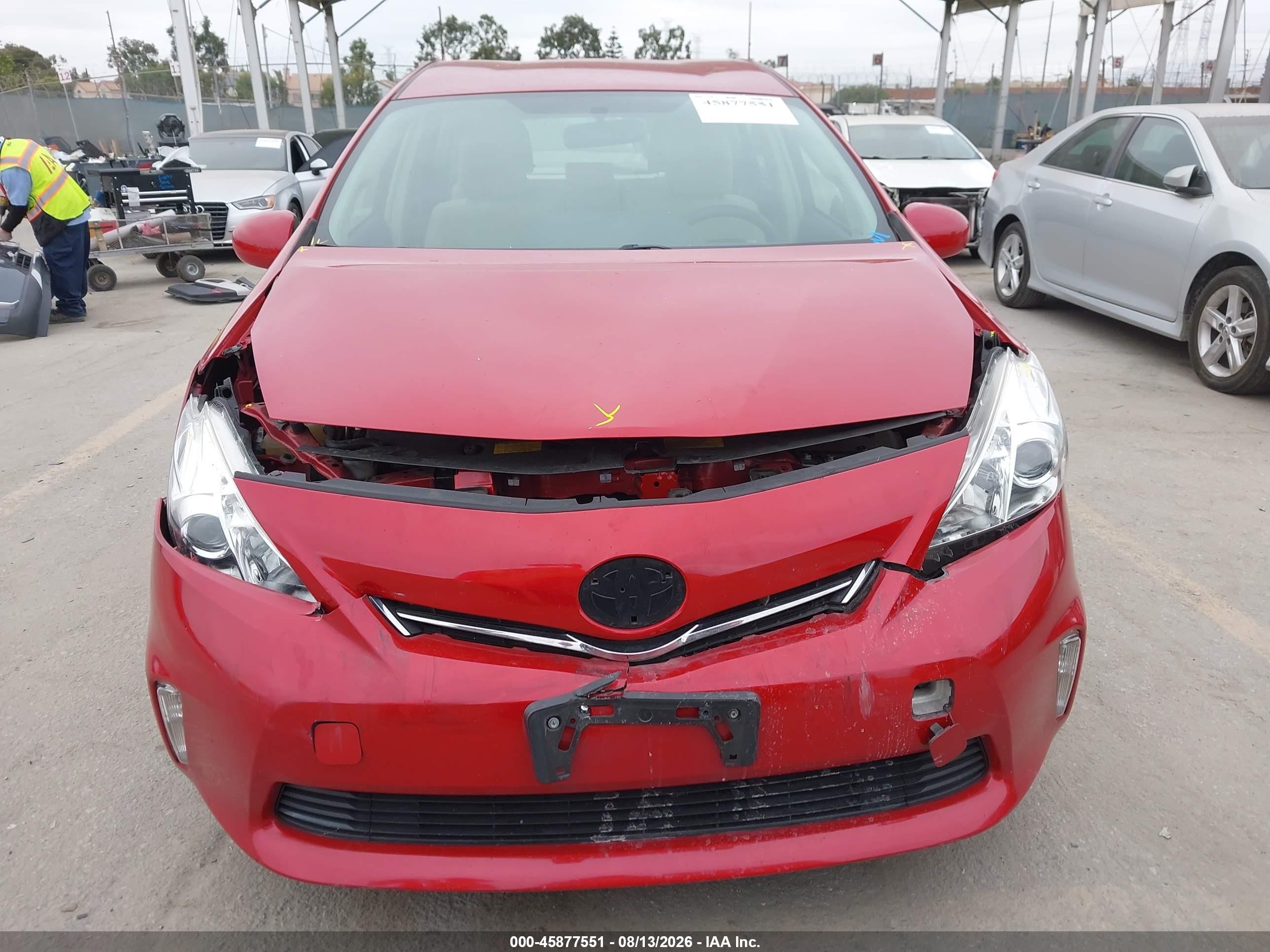 2013 Toyota Prius V Three Red vin: JTDZN3EUXD3194207