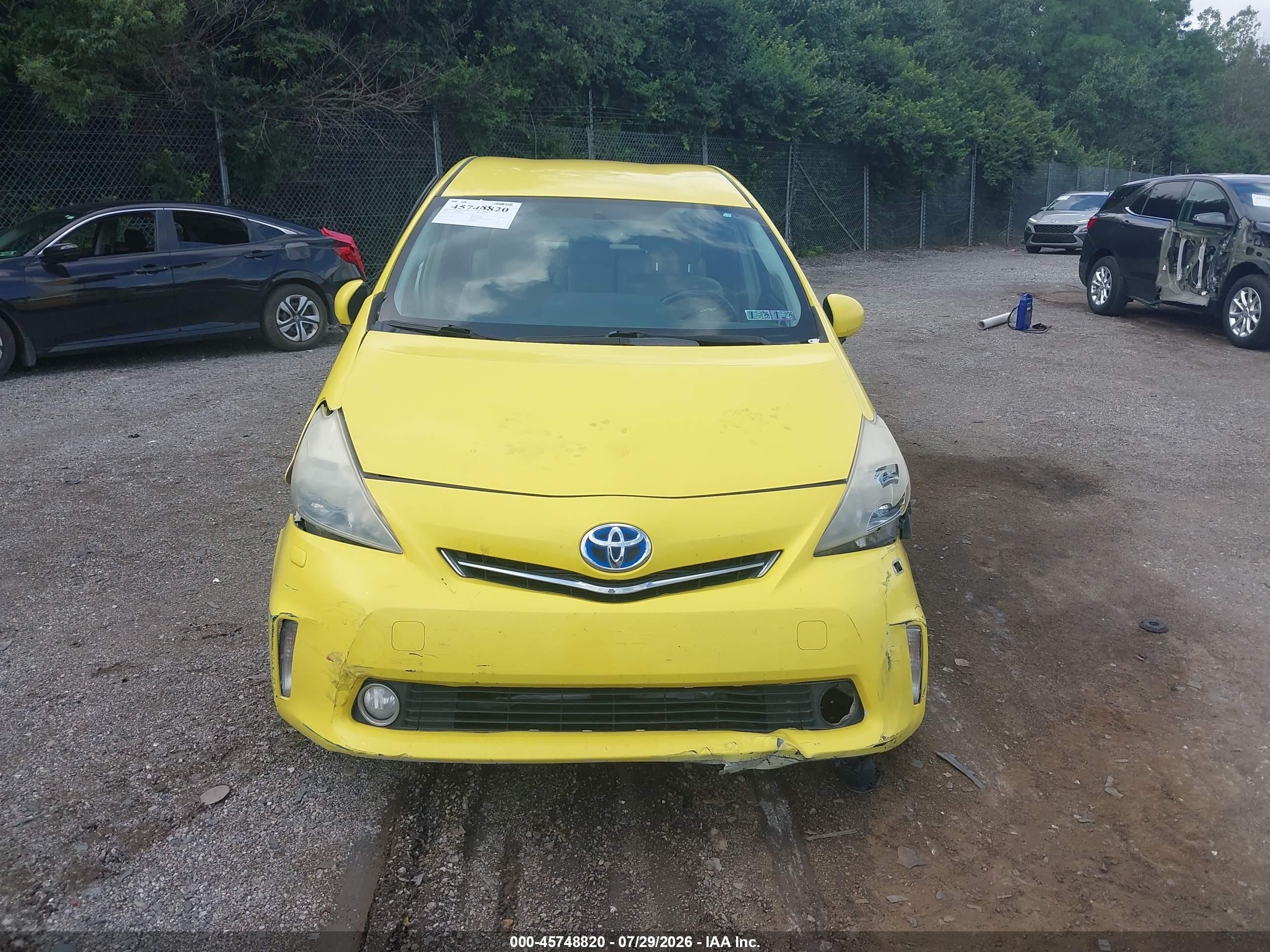 2013 Toyota Prius V Five Yellow vin: JTDZN3EUXD3199360