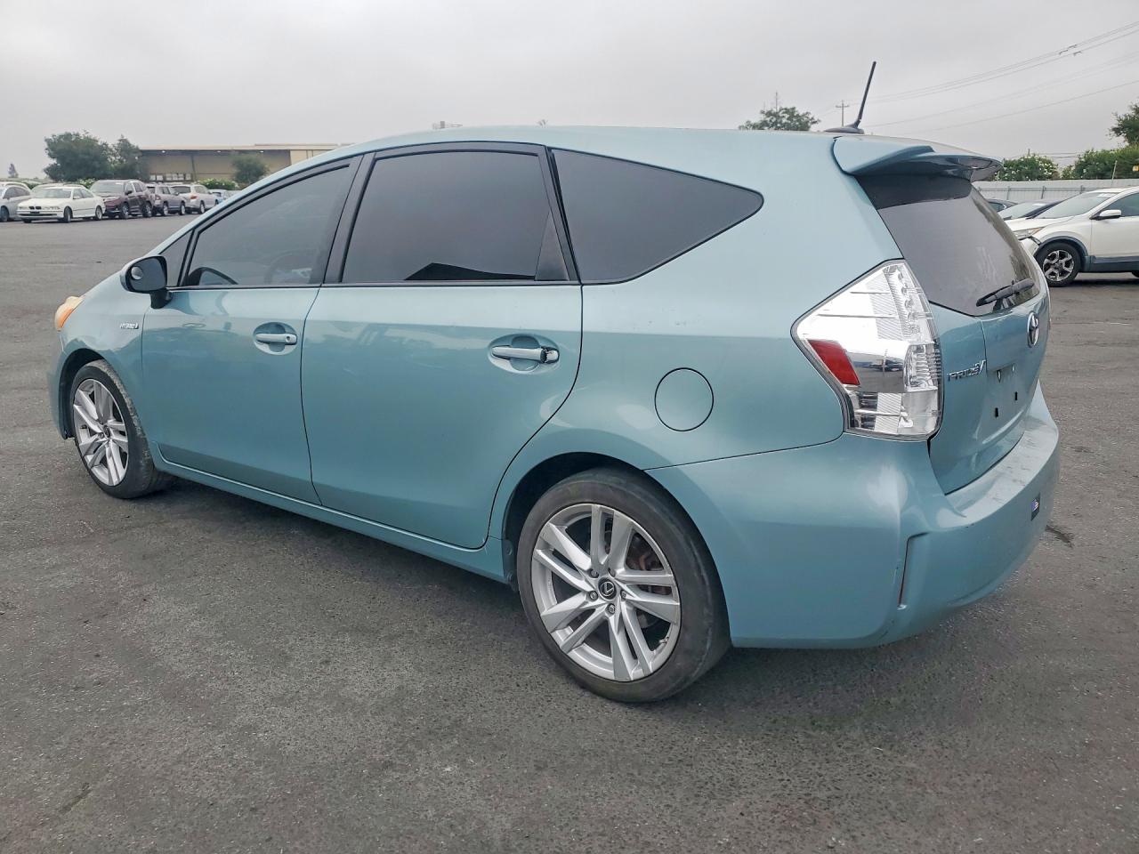 2014 Toyota Prius V Three Turquoise vin: JTDZN3EUXE3299296