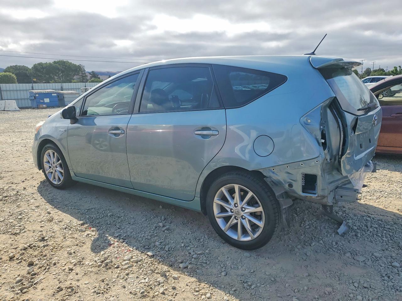 2014 Toyota Prius V Five Turquoise vin: JTDZN3EUXEJ005357