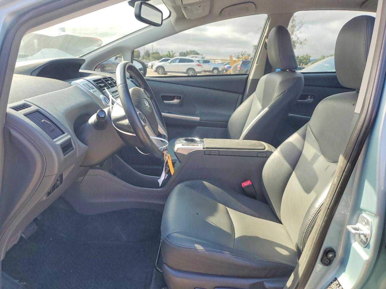 2014 Toyota Prius V Five Turquoise vin: JTDZN3EUXEJ005357