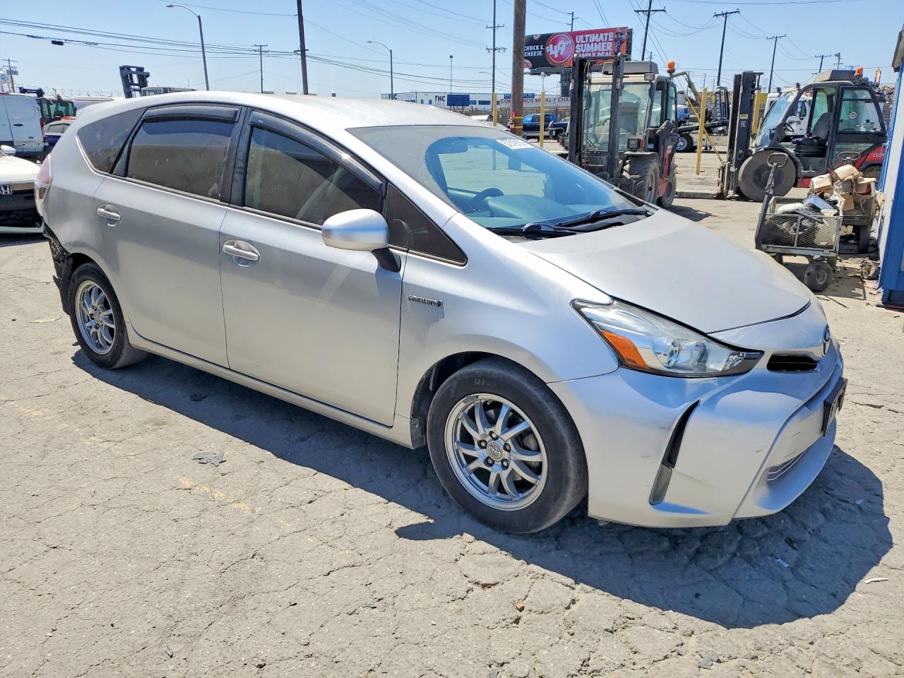 2015 Toyota Prius V Three Silver vin: JTDZN3EUXFJ020801