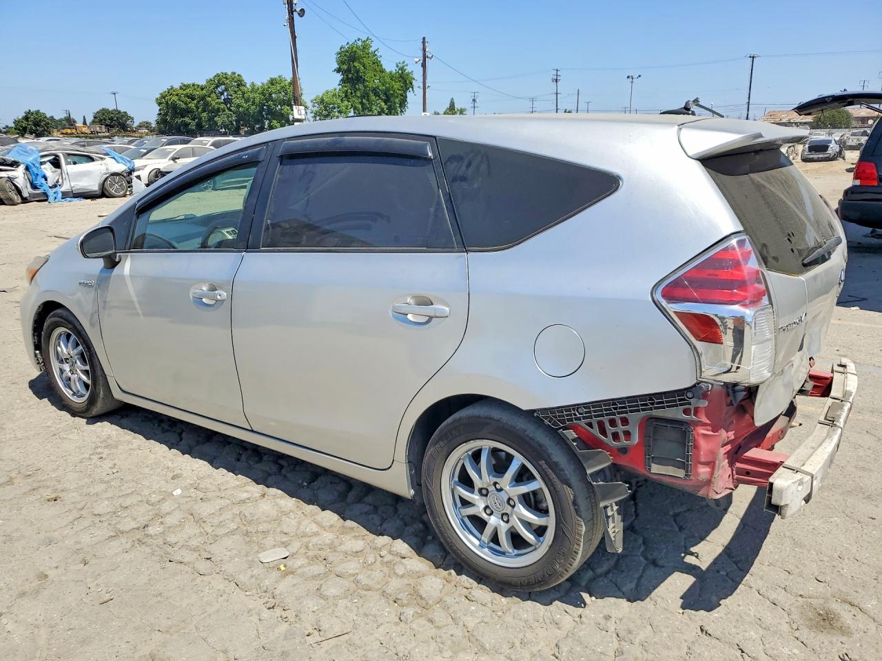 2015 Toyota Prius V Three Silver vin: JTDZN3EUXFJ020801