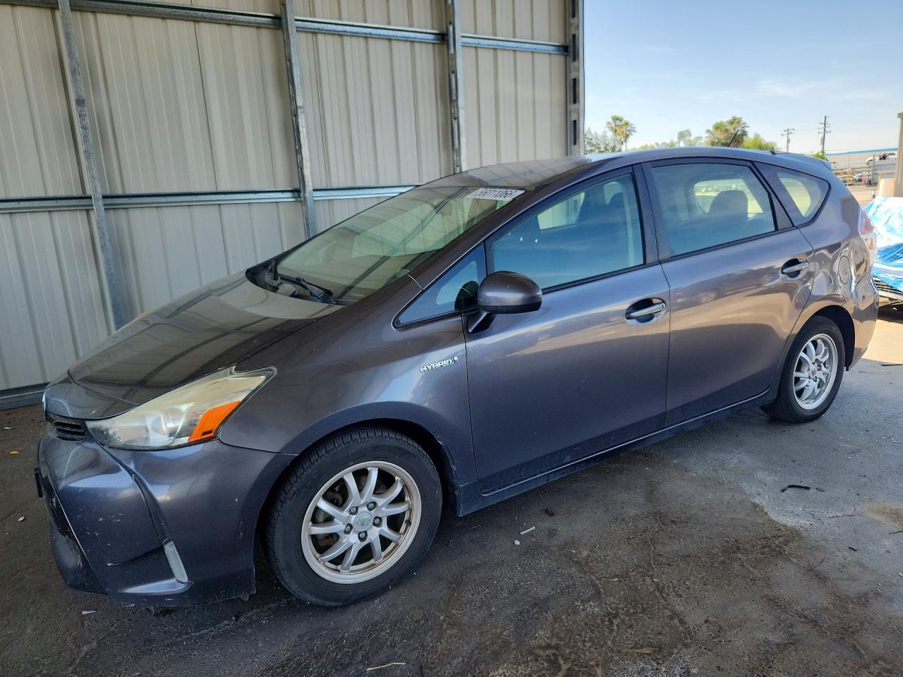 2015 Toyota Prius V Three Gray vin: JTDZN3EUXFJ031698