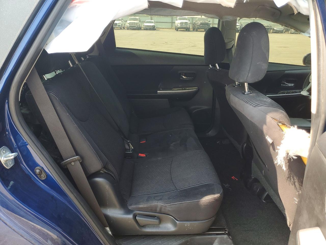 2015 Toyota Prius V Two Blue vin: JTDZN3EUXFJ033127